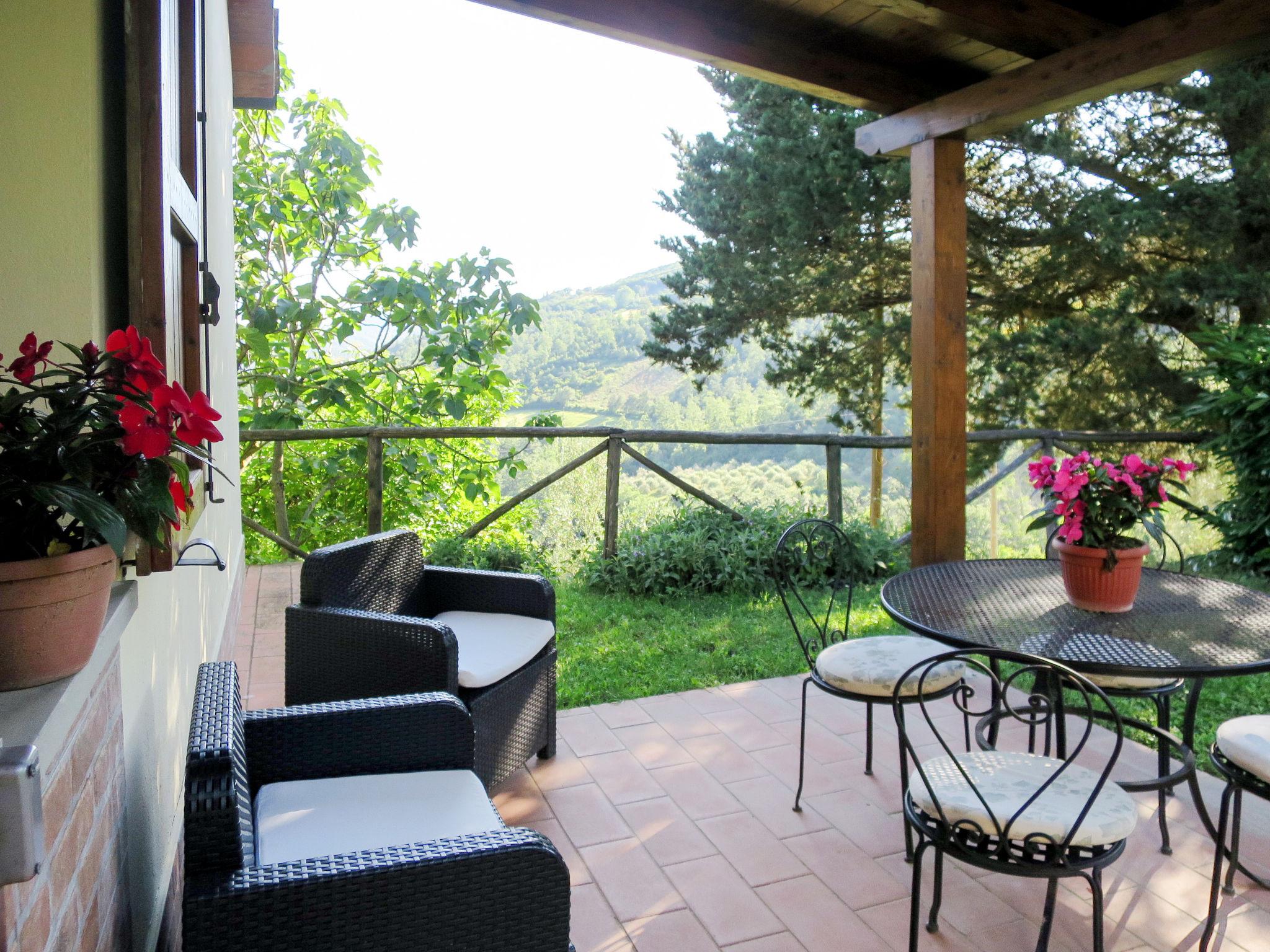 Photo 3 - Maison de 1 chambre à Monte Santa Maria Tiberina avec piscine et jardin