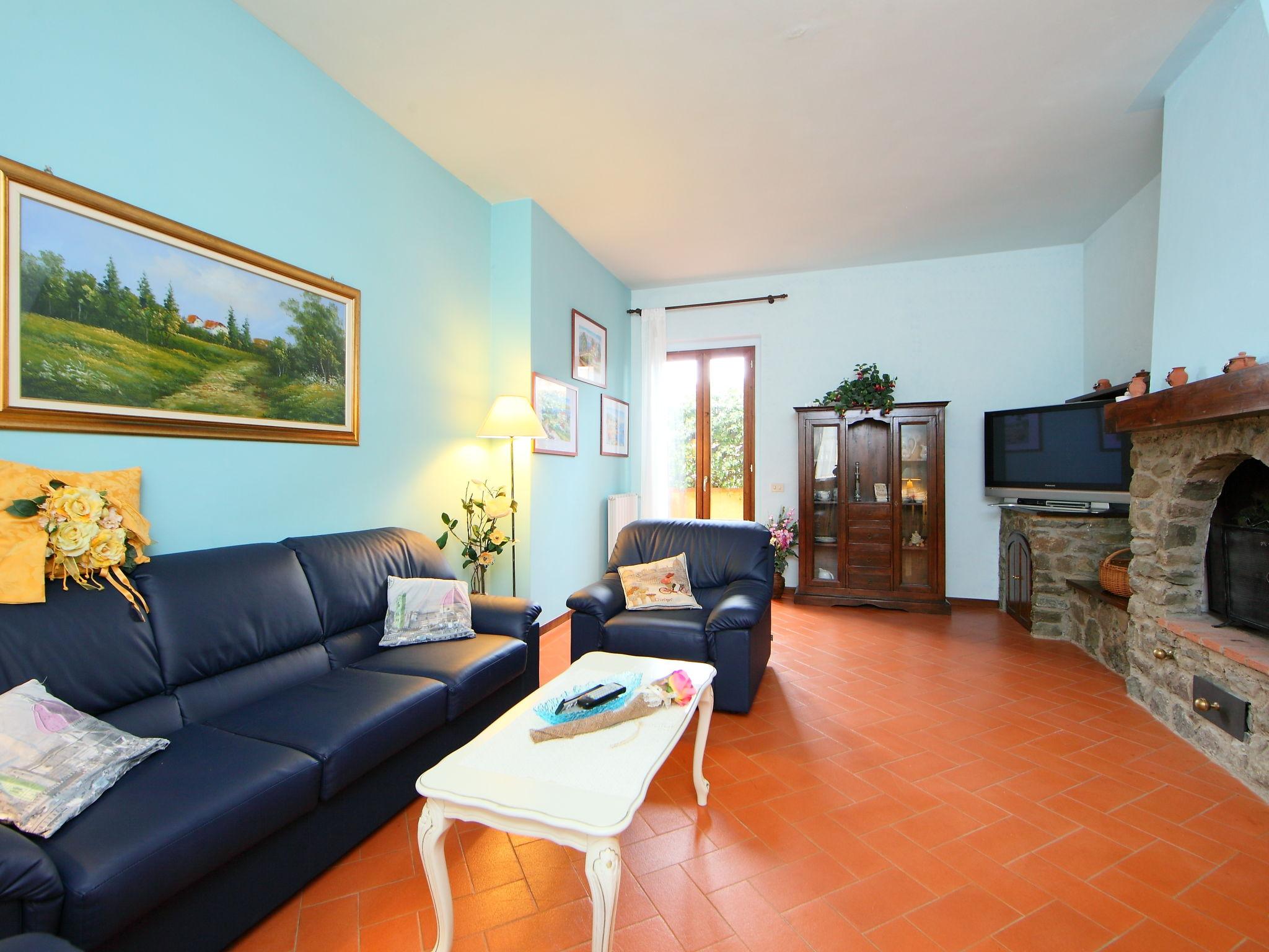 Photo 10 - 5 bedroom House in Reggello with private pool and garden
