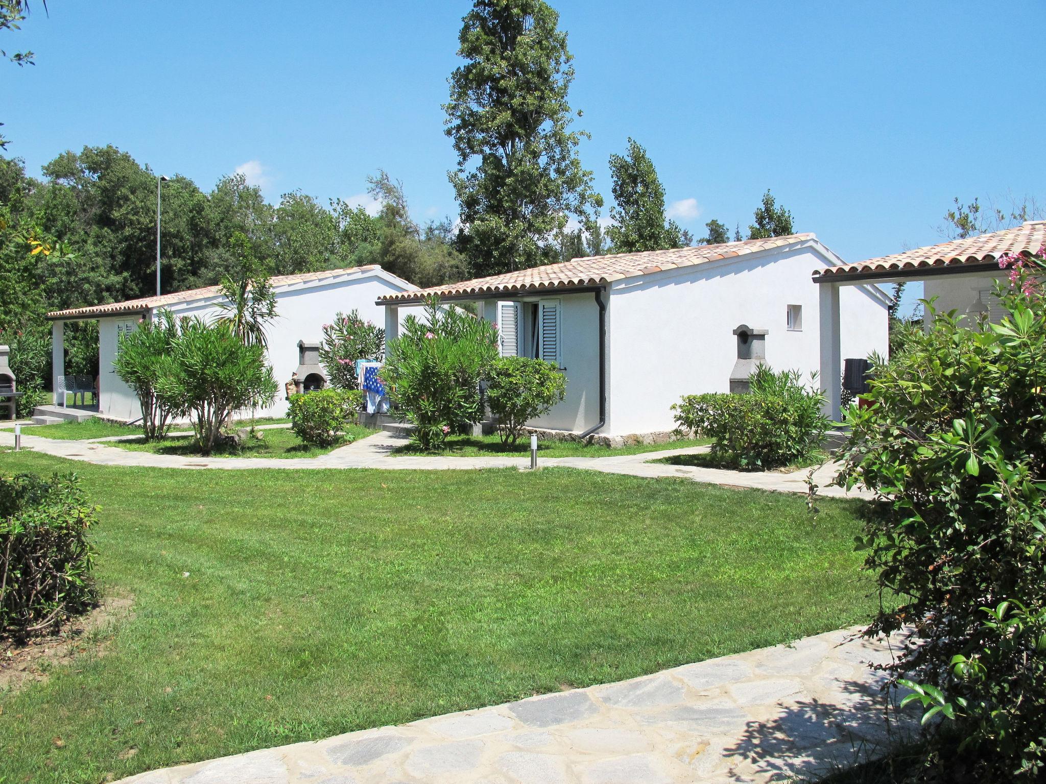 Photo 12 - Maison de 2 chambres à Ghisonaccia avec piscine et jardin