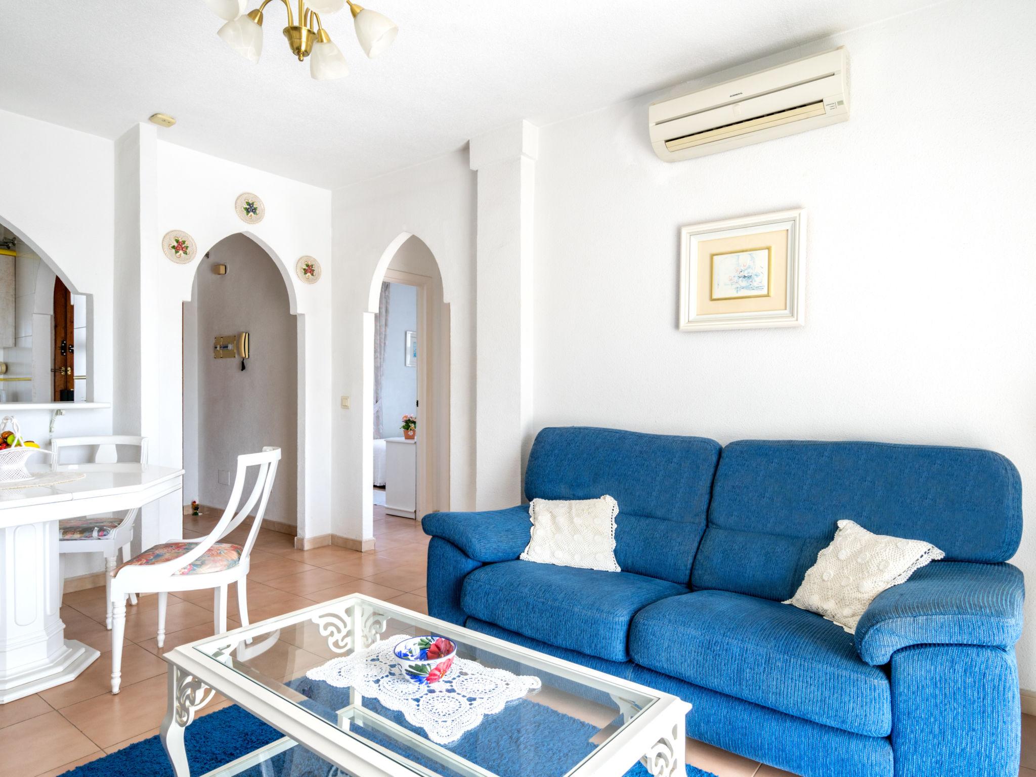 Foto 7 - Apartamento de 2 quartos em Torremolinos com piscina e jardim