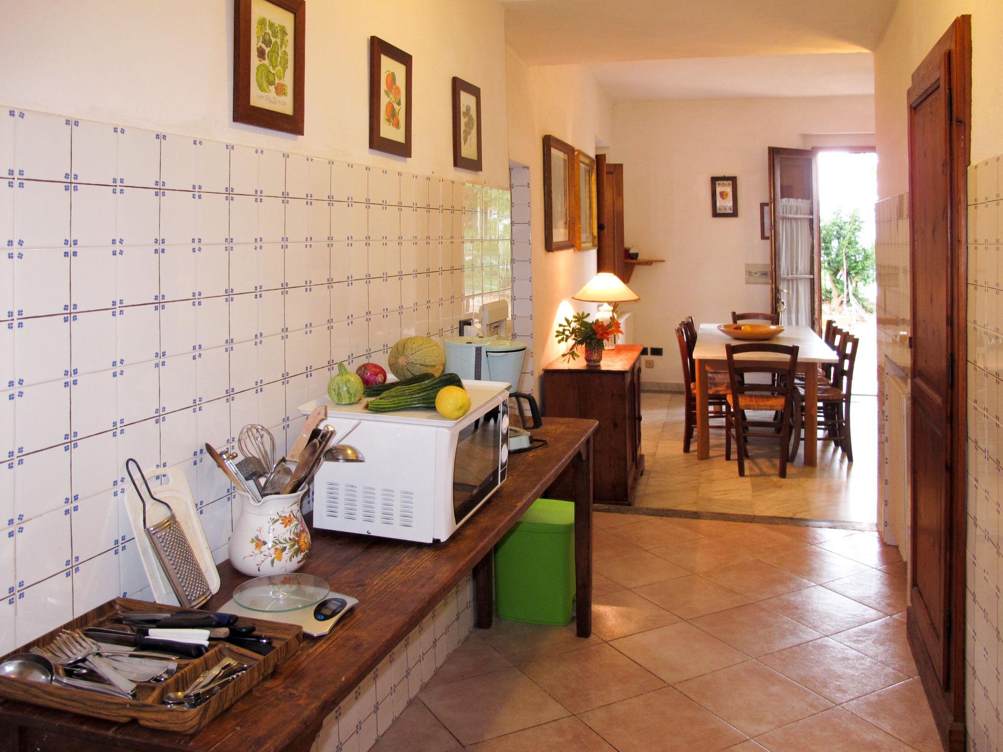 Photo 8 - 4 bedroom Apartment in Greve in Chianti with swimming pool and garden