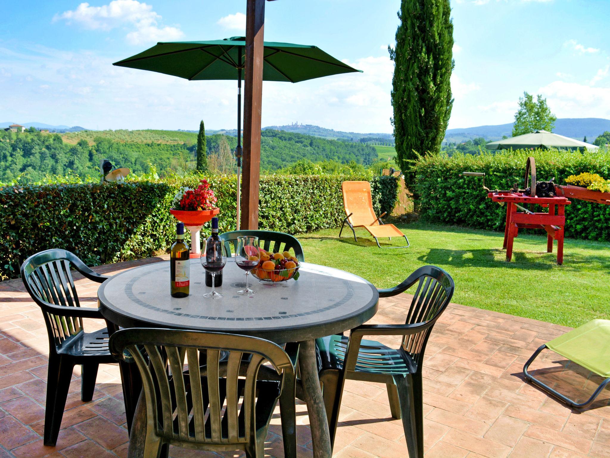 Foto 20 - Casa con 2 camere da letto a San Gimignano con piscina e giardino