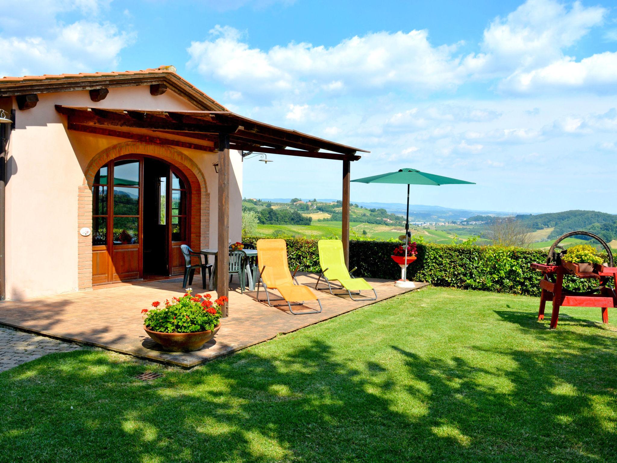 Foto 2 - Casa con 2 camere da letto a San Gimignano con piscina e giardino