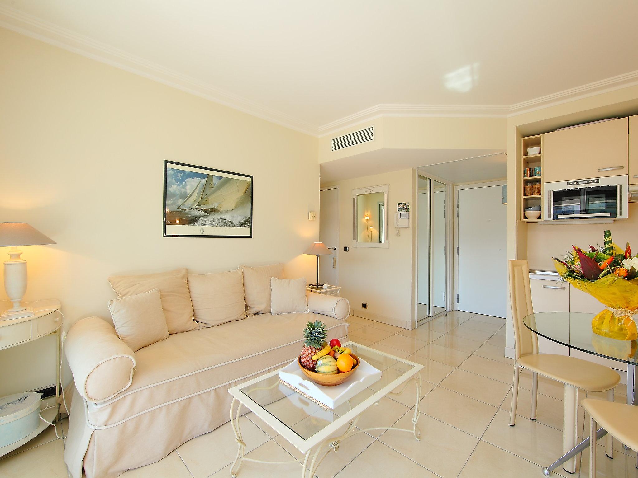 Foto 9 - Apartamento de 1 quarto em Cannes com jardim e terraço