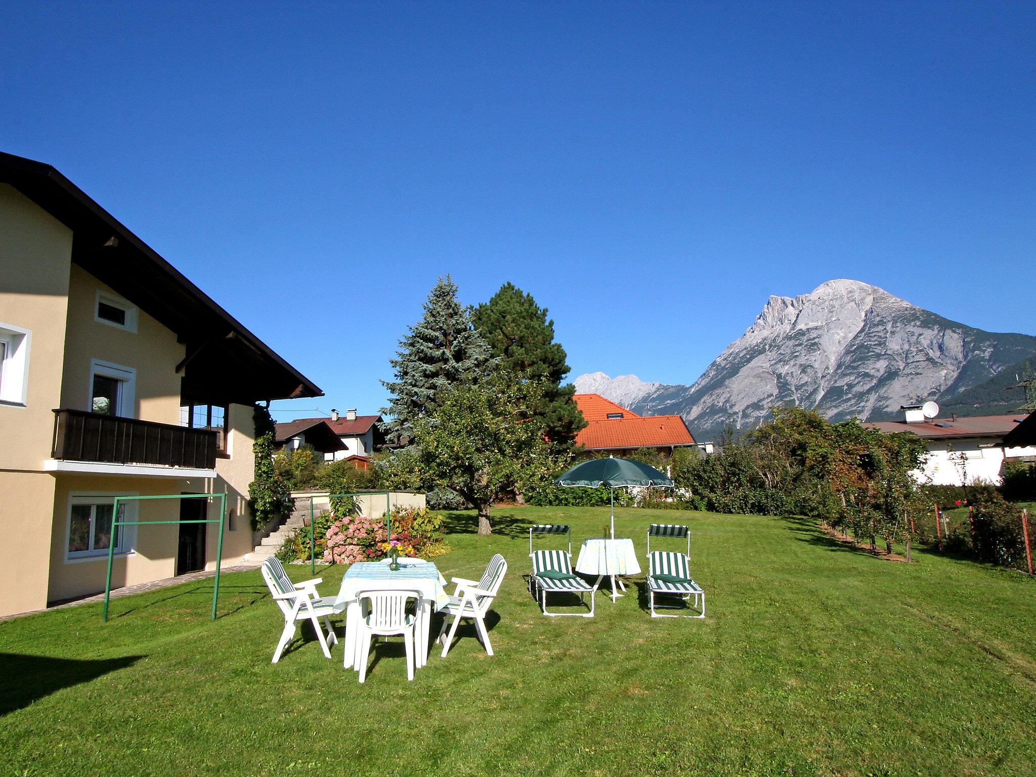 Foto 5 - Apartamento de 1 habitación en Flaurling con jardín y vistas a la montaña