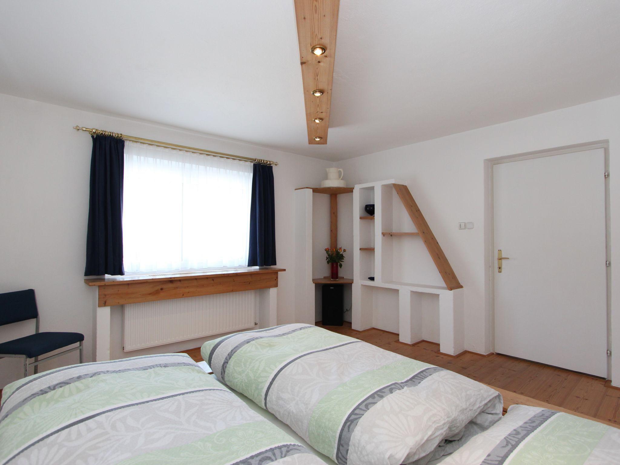 Foto 11 - Appartamento con 1 camera da letto a Flaurling con giardino e vista sulle montagne