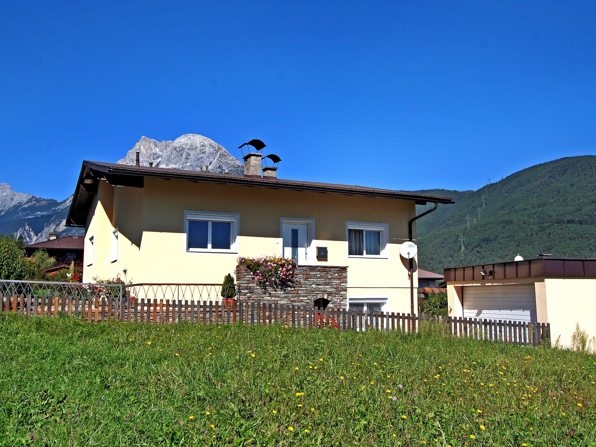 Foto 1 - Apartamento de 1 quarto em Flaurling com jardim e vista para a montanha