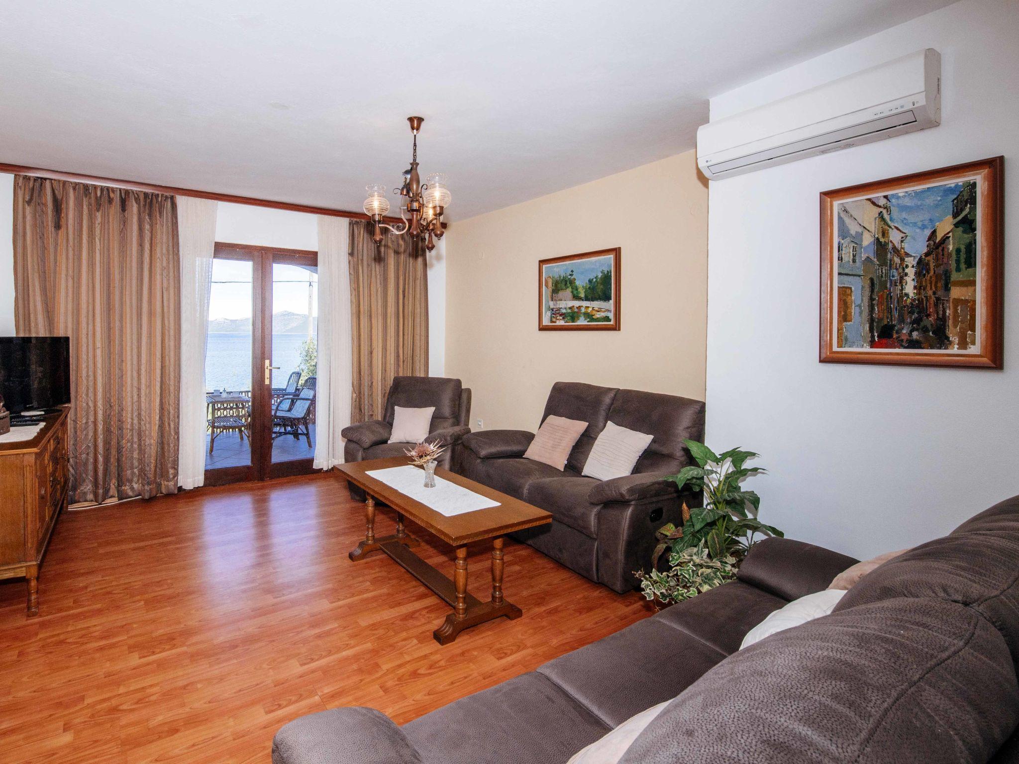 Photo 7 - 4 bedroom House in Zadar with garden and terrace