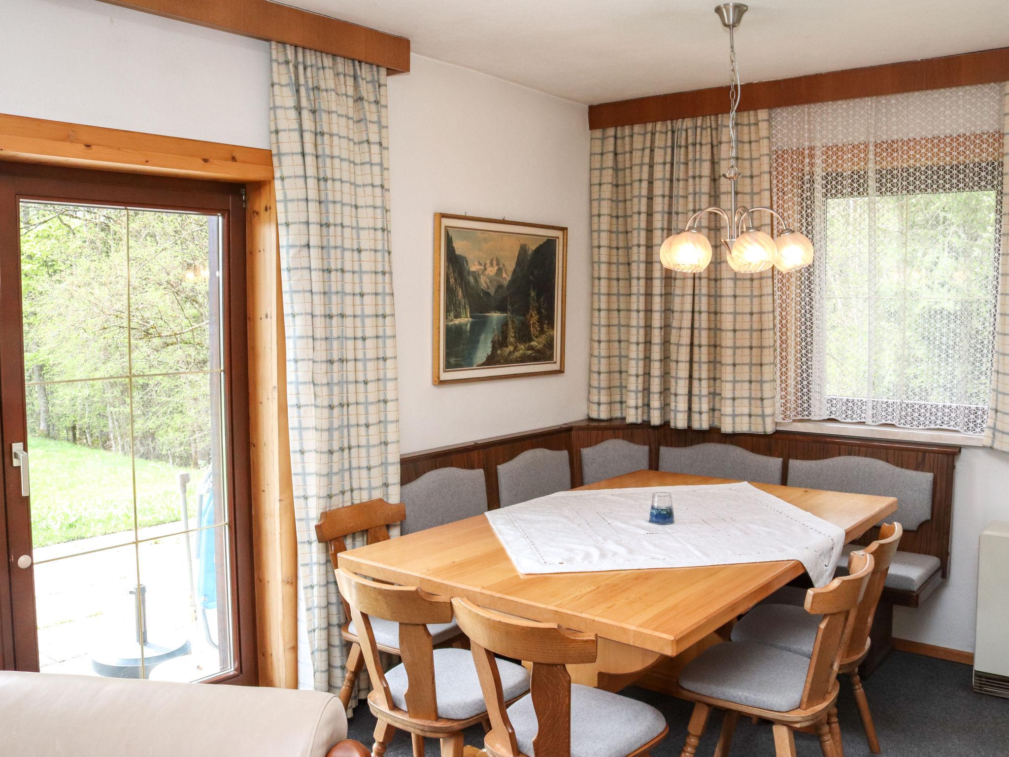 Photo 3 - 5 bedroom House in Ramsau am Dachstein with garden and terrace