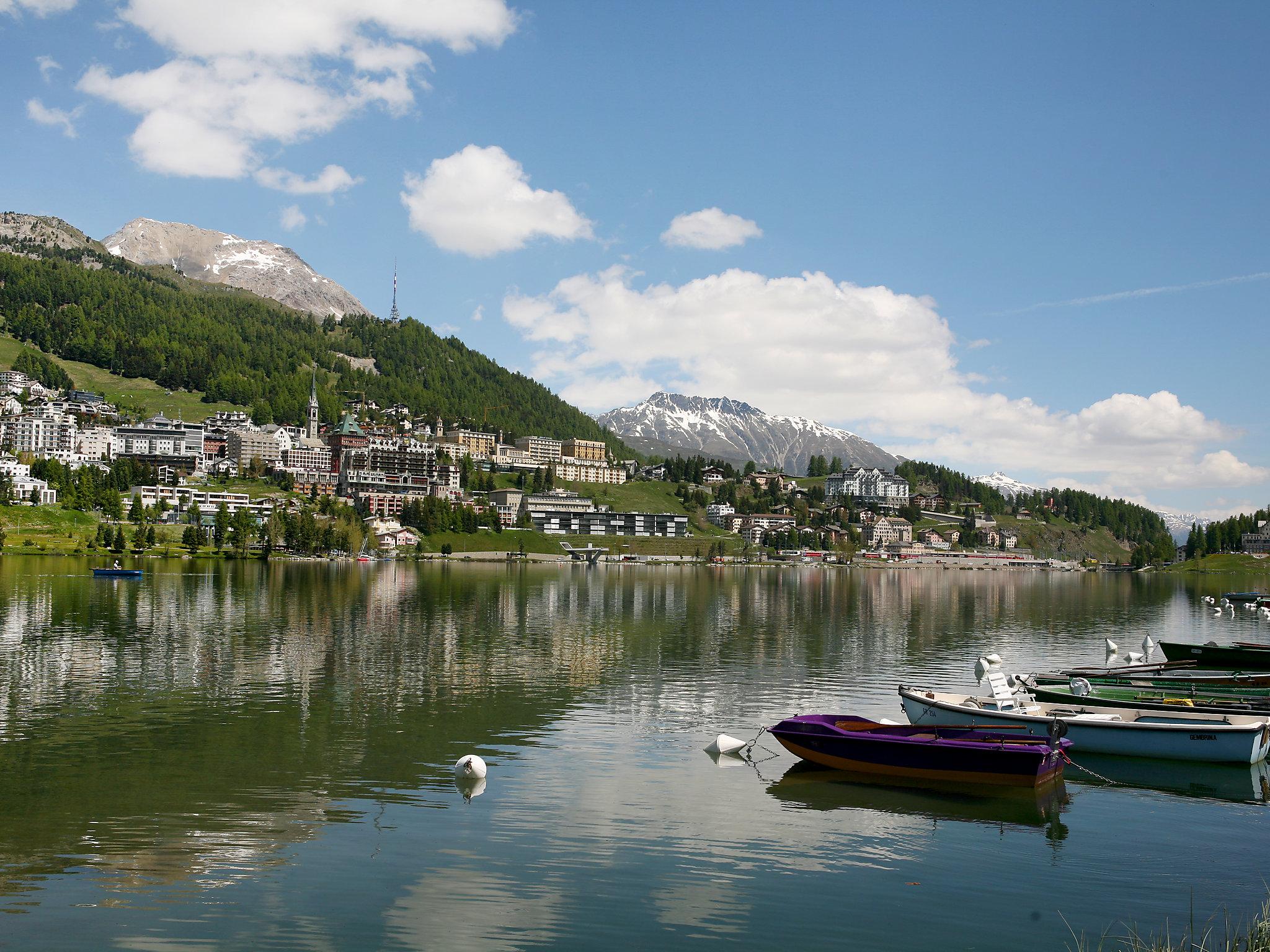 Foto 5 - Appartamento con 2 camere da letto a Sankt Moritz con vista sulle montagne