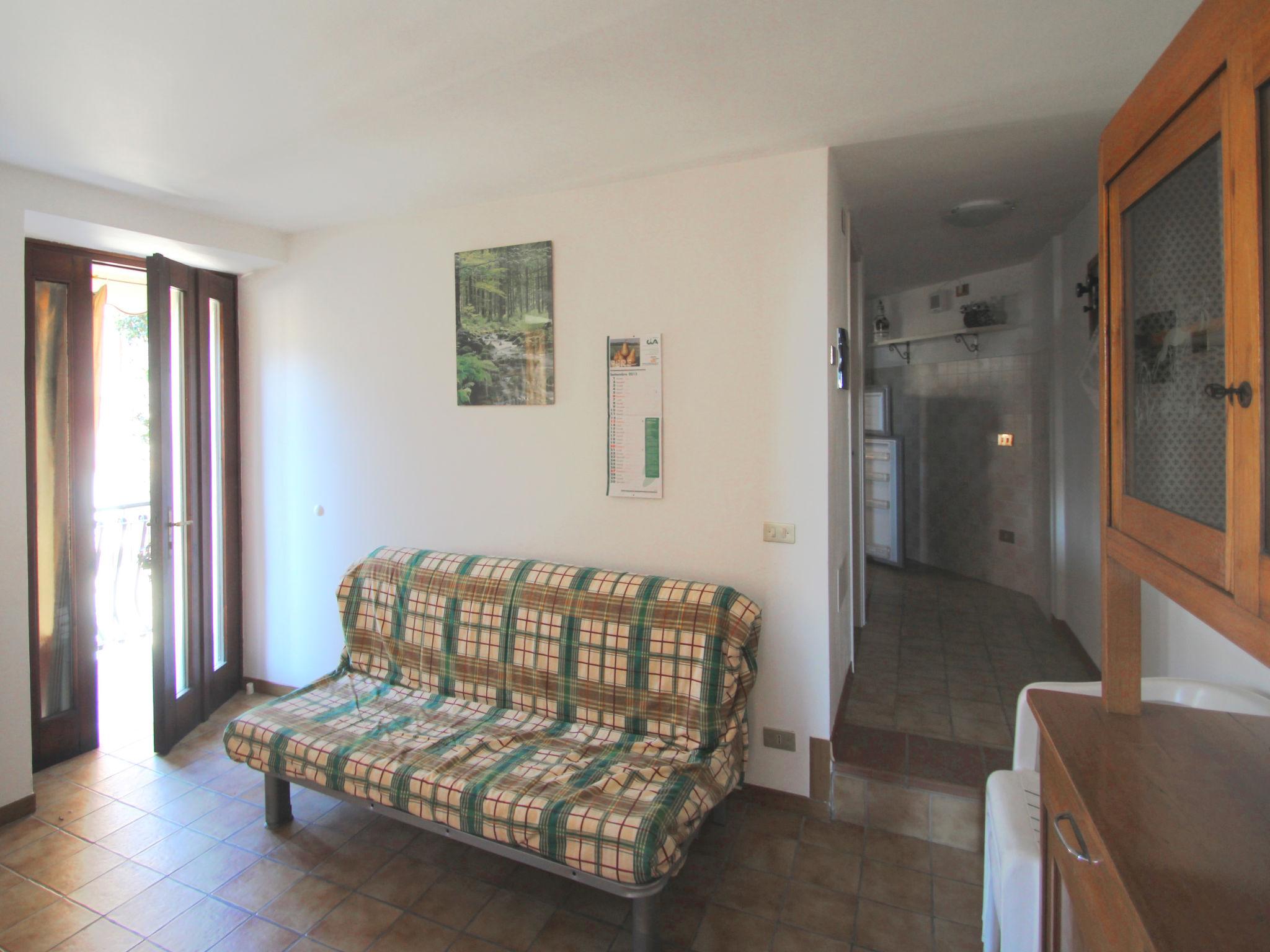 Foto 7 - Apartment mit 2 Schlafzimmern in Tignale mit terrasse und blick auf die berge