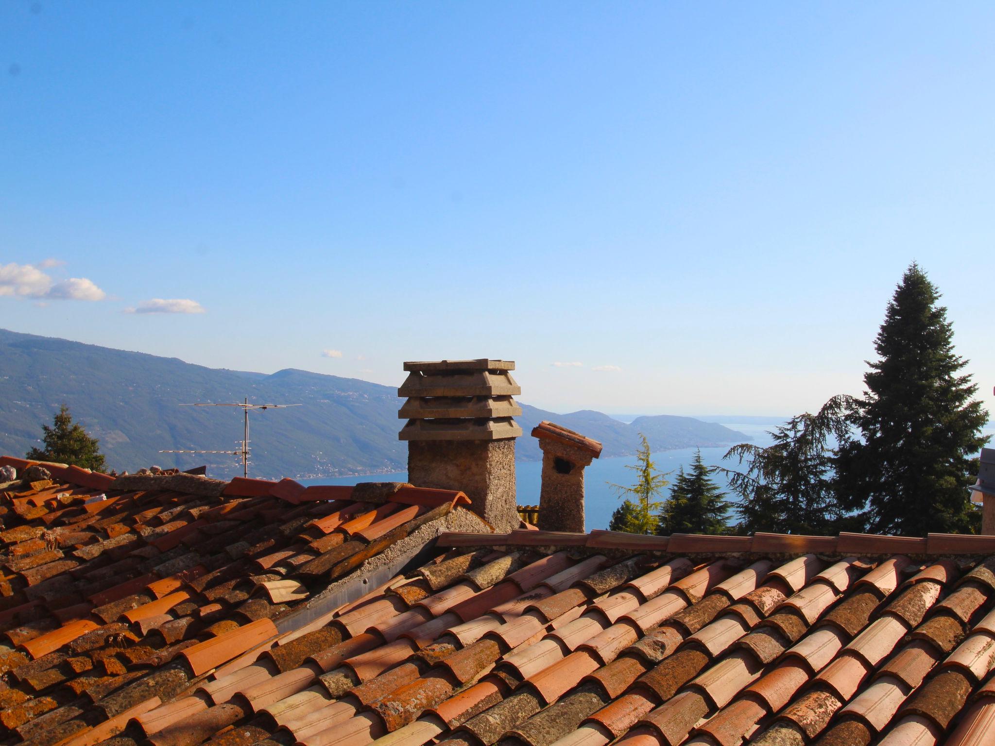 Foto 18 - Apartamento de 2 habitaciones en Tignale con terraza y vistas a la montaña