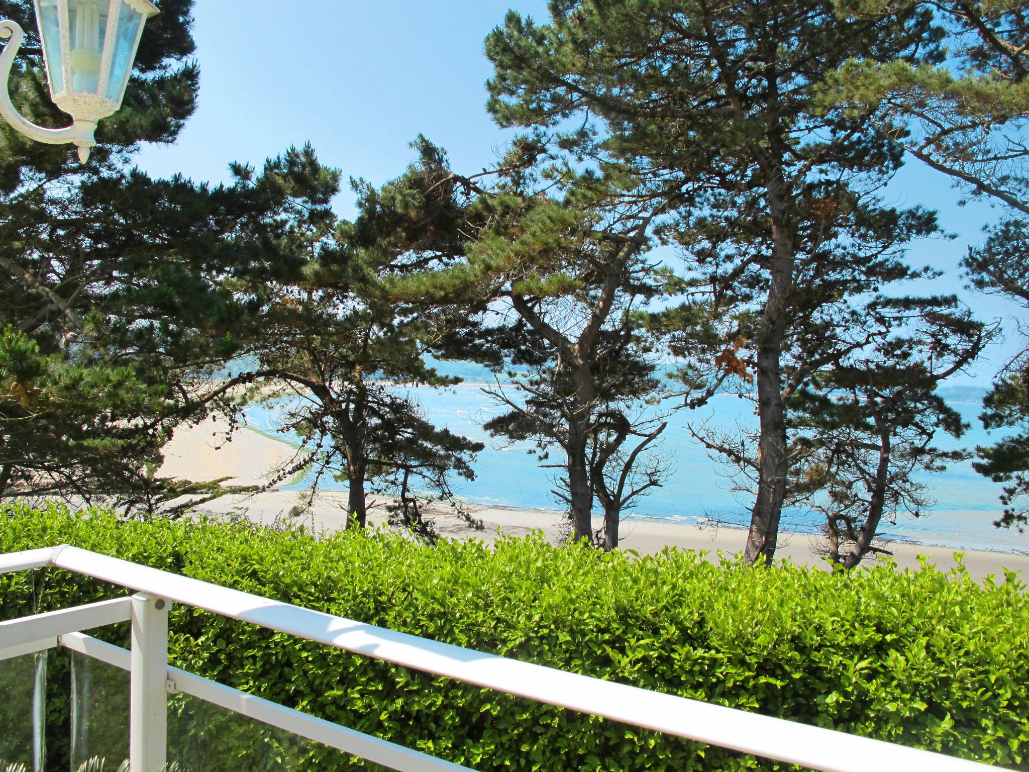 Foto 22 - Casa de 1 quarto em Saint-Michel-en-Grève com jardim e vistas do mar
