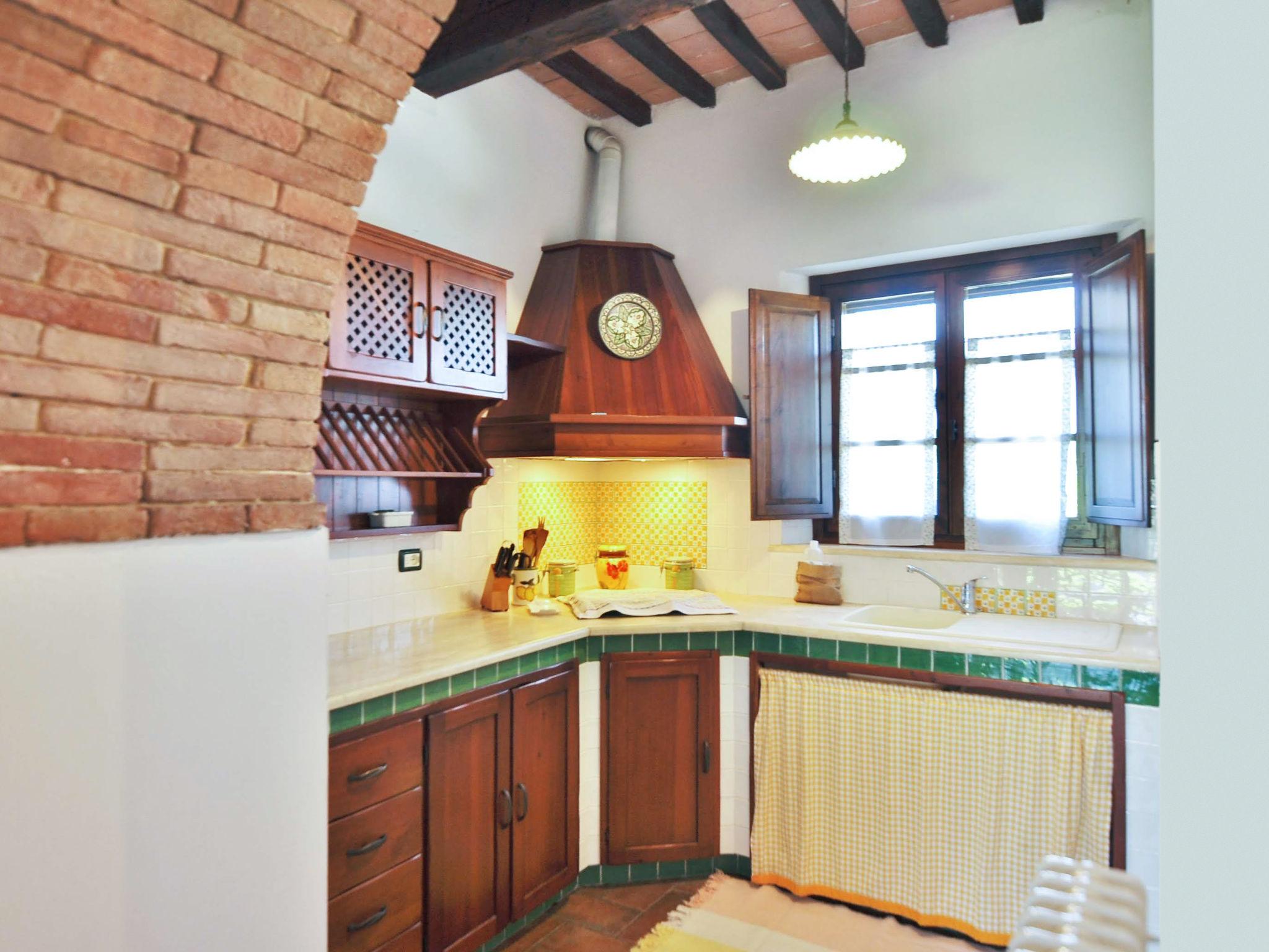 Photo 8 - 2 bedroom Apartment in Barberino Tavarnelle with swimming pool and garden