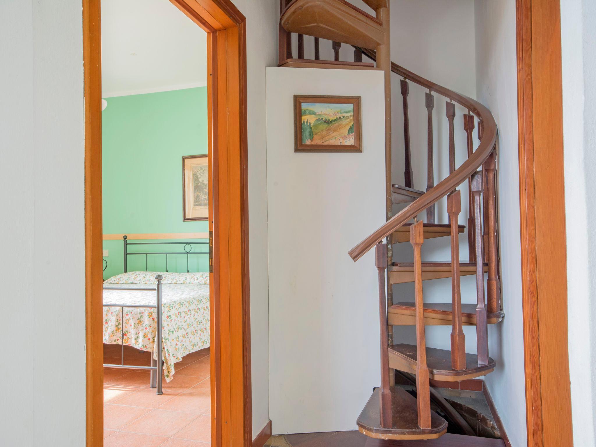 Foto 11 - Appartamento con 1 camera da letto a Montaione con piscina e giardino