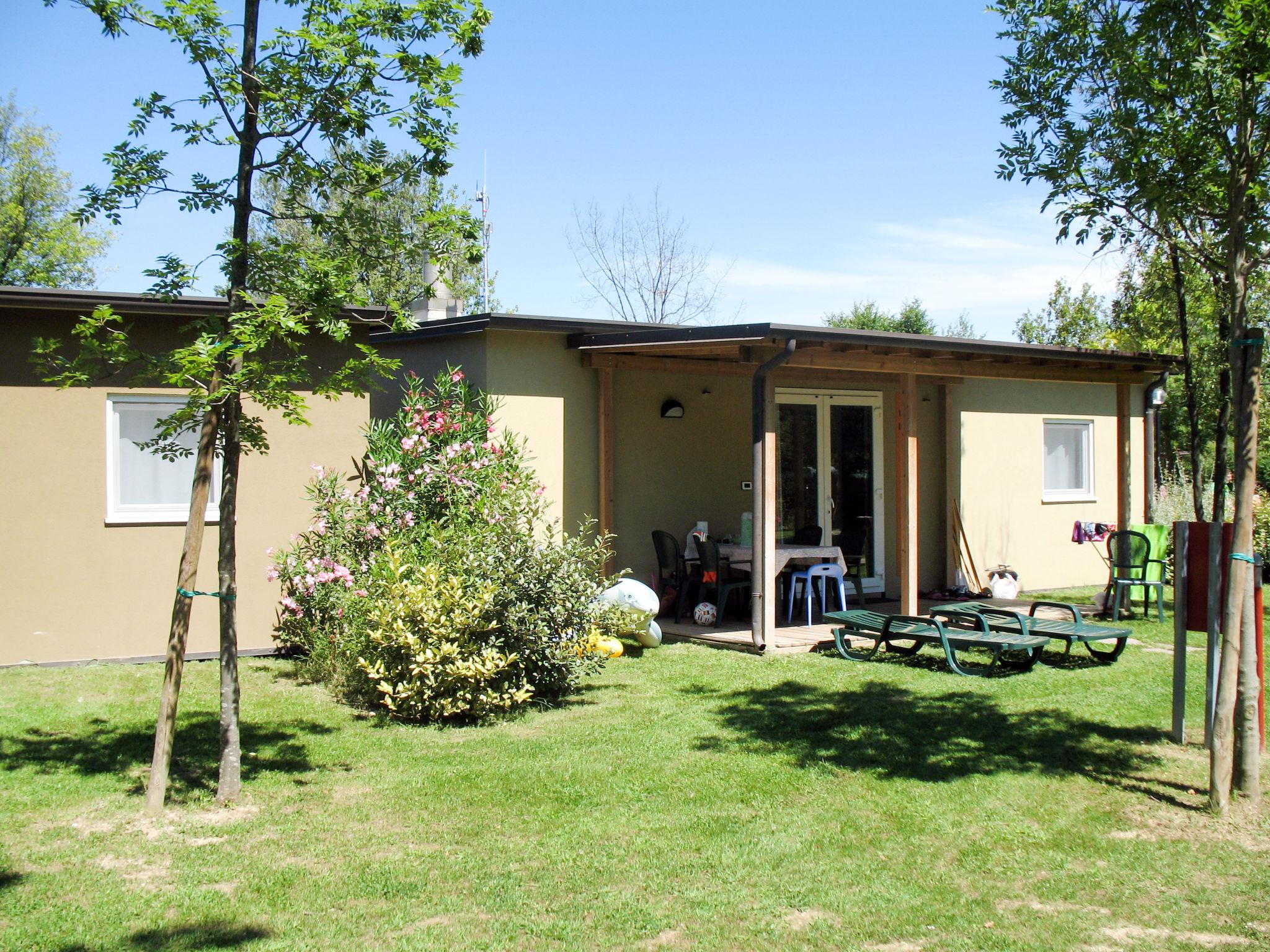 Foto 1 - Casa con 2 camere da letto a Grado con piscina e giardino