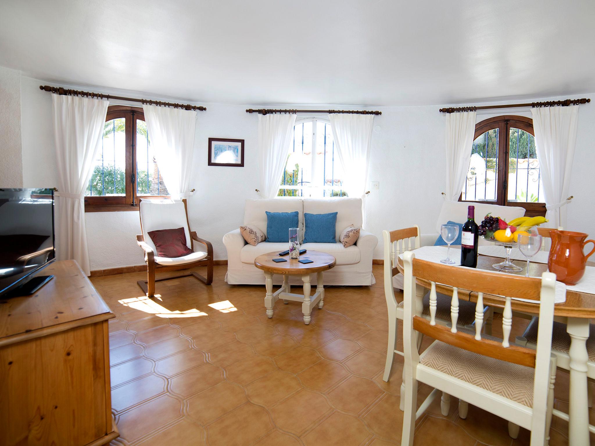 Photo 3 - Maison de 2 chambres à Calp avec piscine privée et vues à la mer