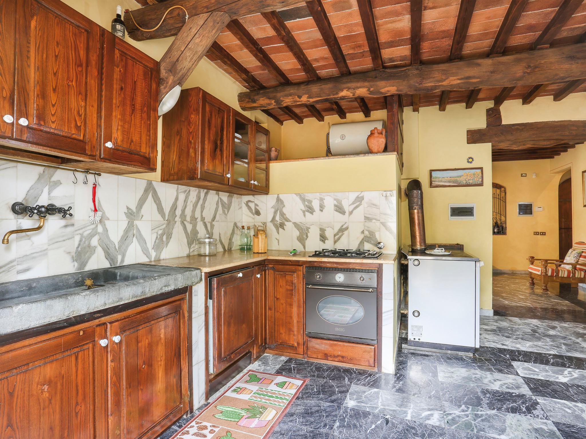 Photo 9 - 4 bedroom House in Monsummano Terme with private pool and garden