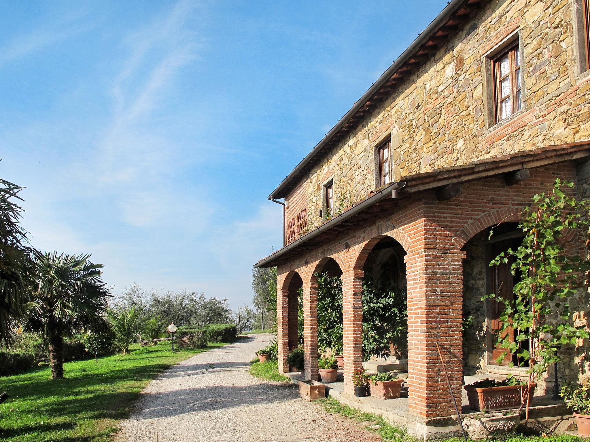 Photo 32 - Maison de 4 chambres à Monsummano Terme avec piscine privée et jardin