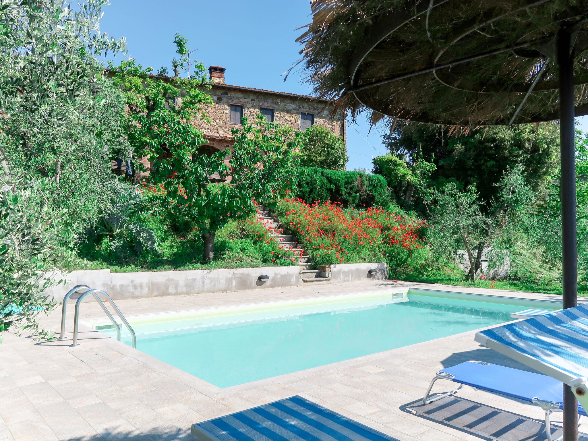 Photo 18 - 4 bedroom House in Monsummano Terme with private pool and garden