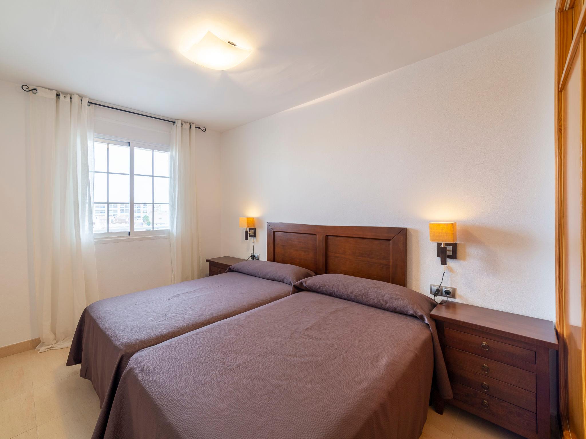 Foto 11 - Appartamento con 2 camere da letto a Roquetas de Mar con piscina e vista mare
