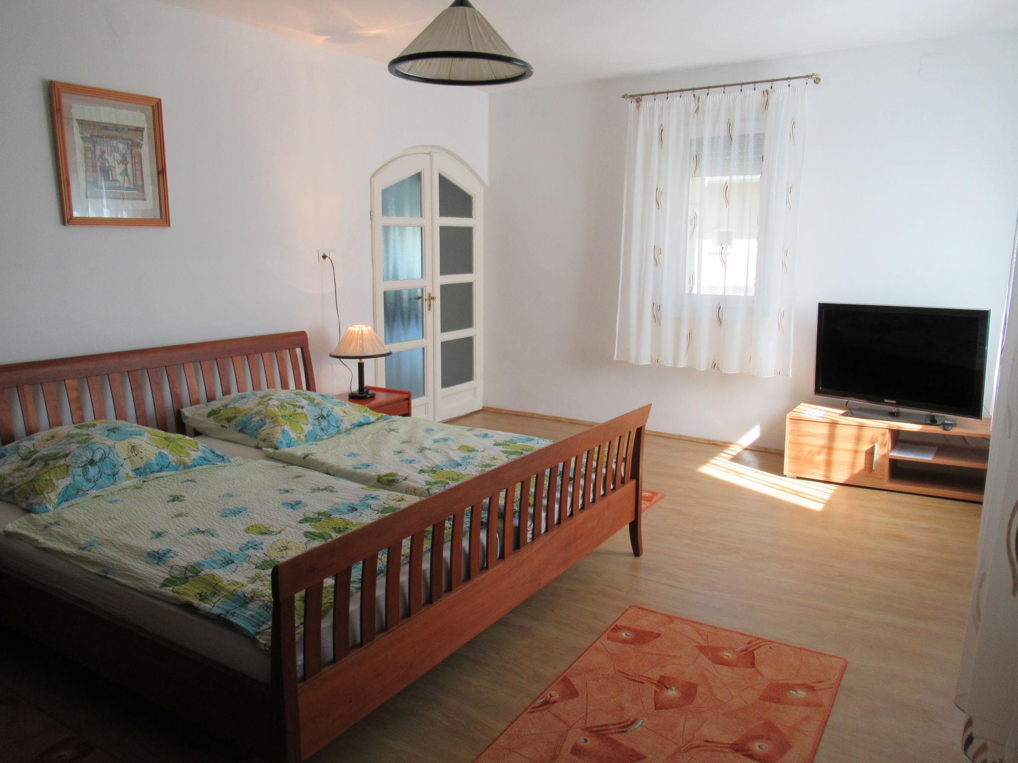 Photo 13 - 4 bedroom House in Badacsonytomaj with private pool and sea view