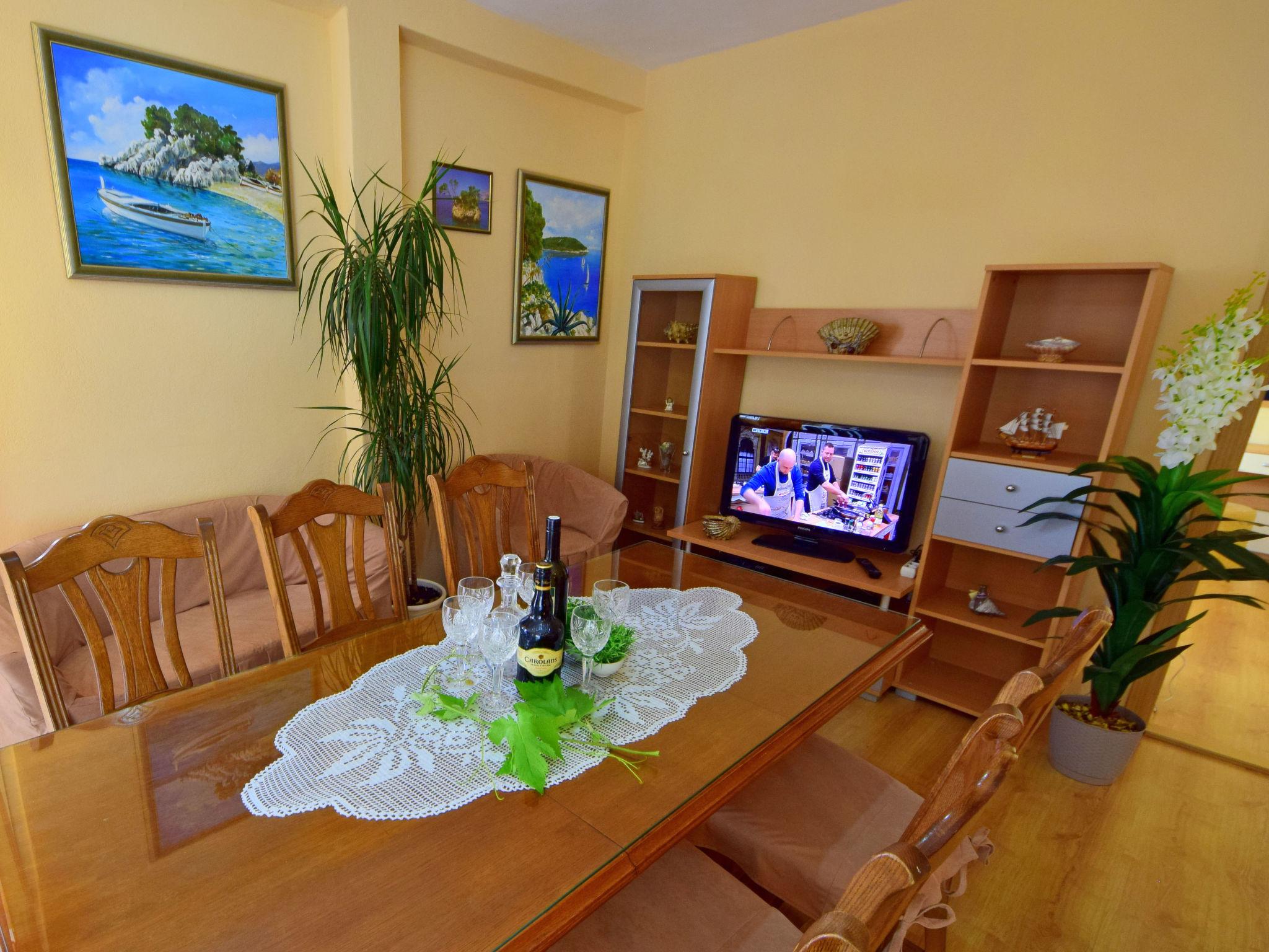 Foto 12 - Apartamento de 3 quartos em Trogir com terraço