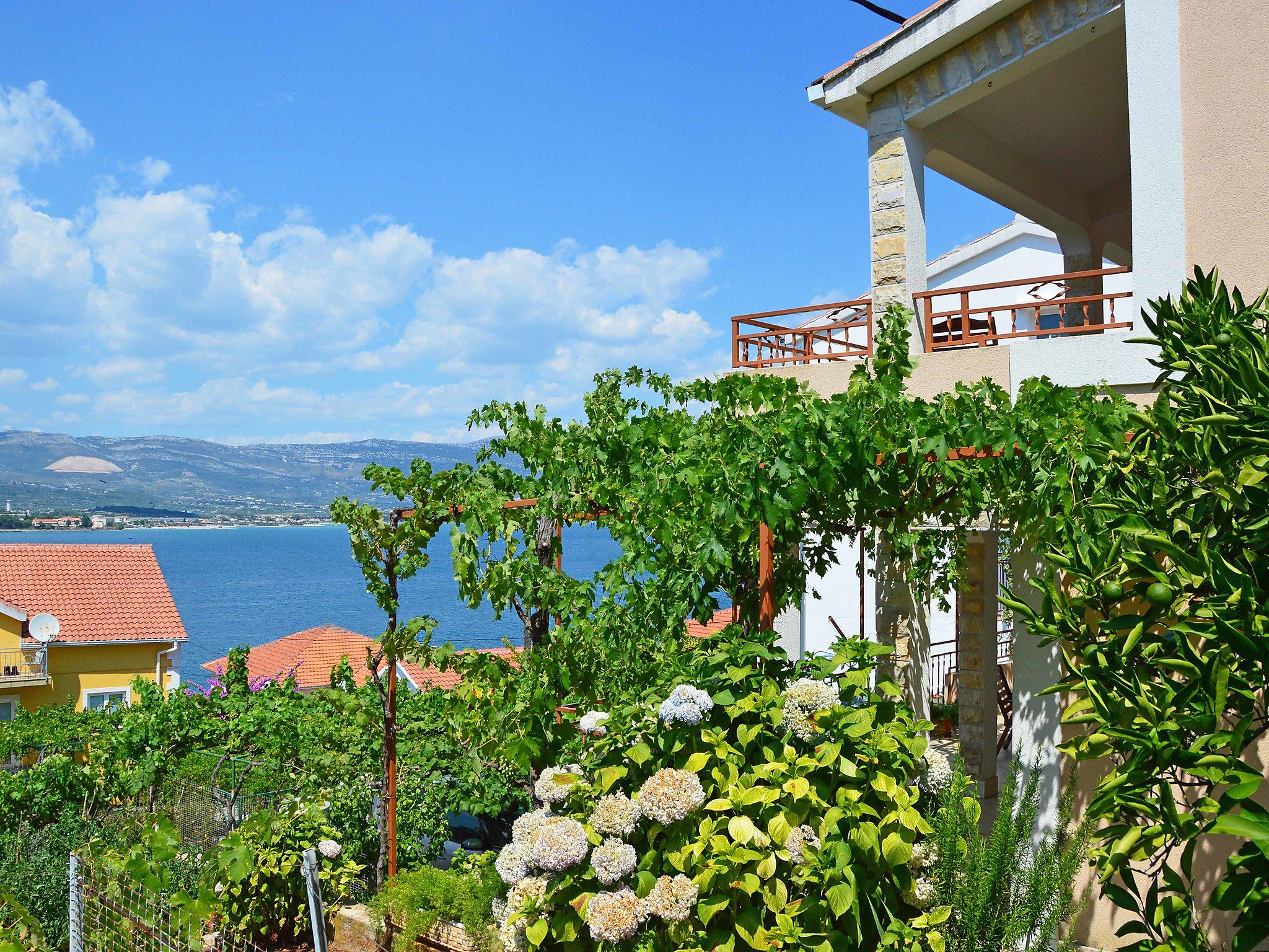 Photo 6 - 3 bedroom Apartment in Trogir with terrace