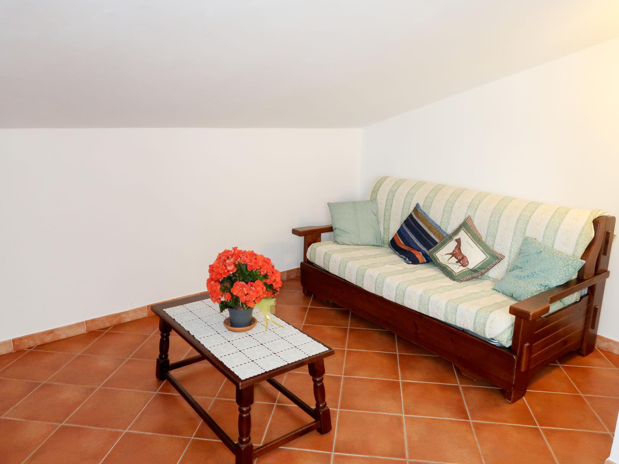 Foto 8 - Apartment mit 1 Schlafzimmer in Diano Castello mit schwimmbad und blick aufs meer