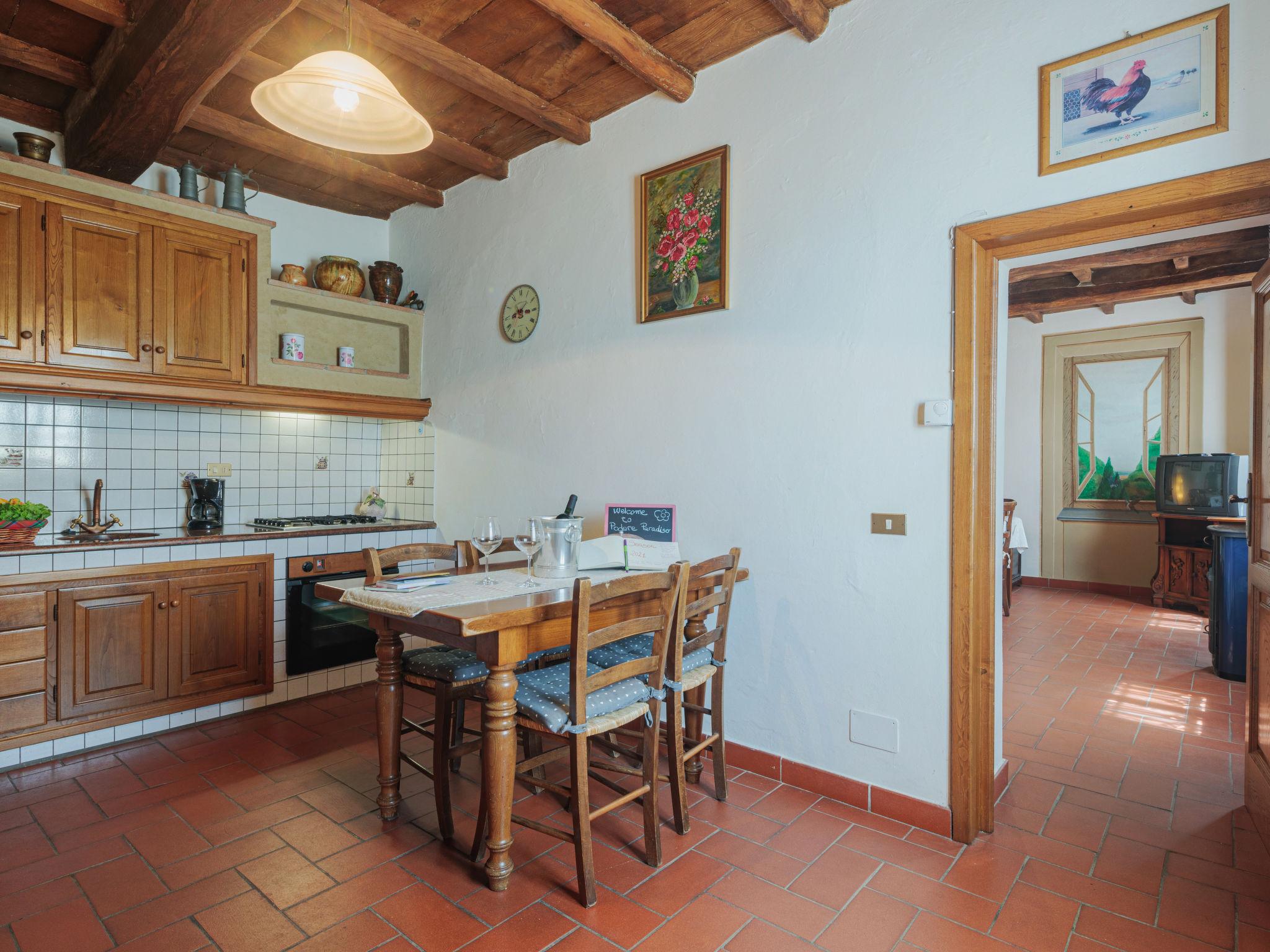 Photo 8 - 2 bedroom House in Camaiore with garden and terrace