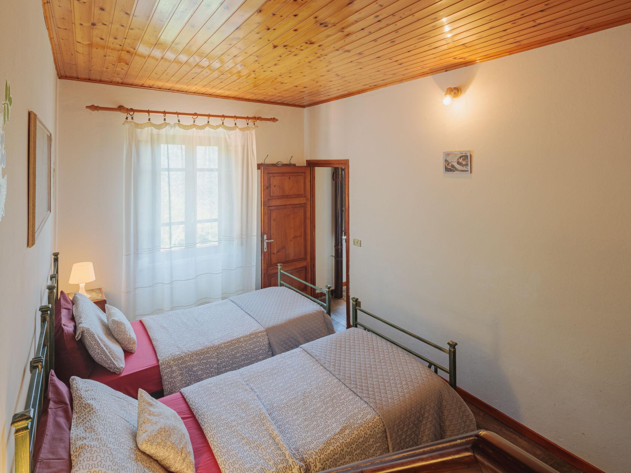 Foto 21 - Haus mit 2 Schlafzimmern in Camaiore mit garten und blick aufs meer