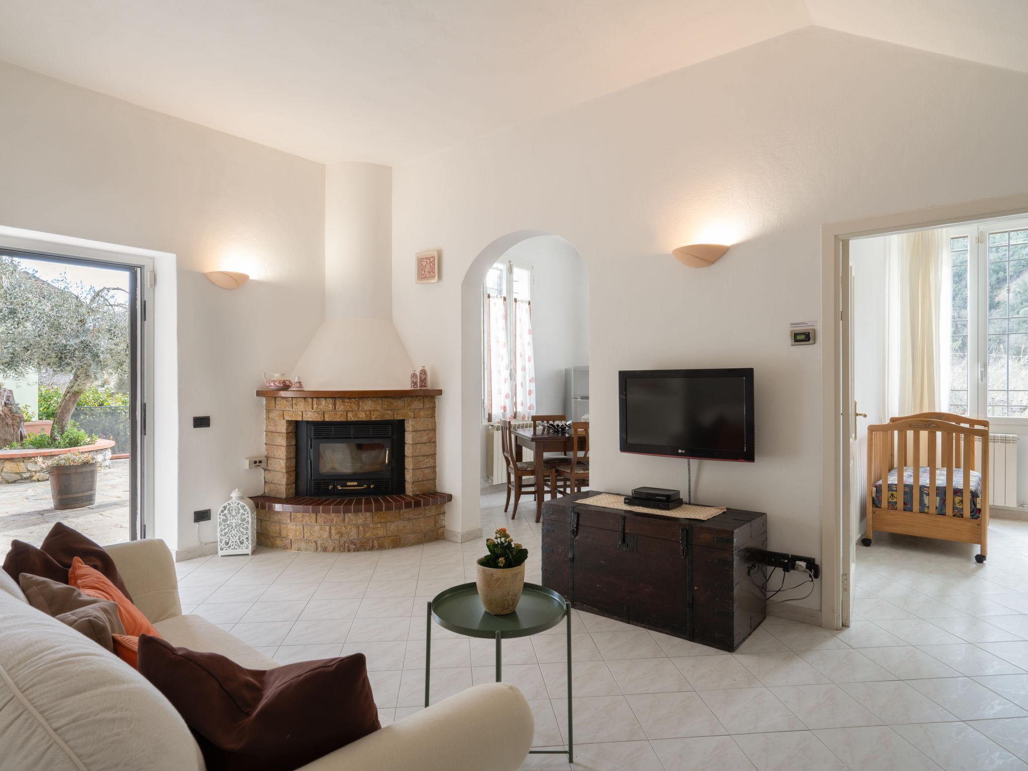 Foto 3 - Casa con 4 camere da letto a Andora con giardino e vista mare