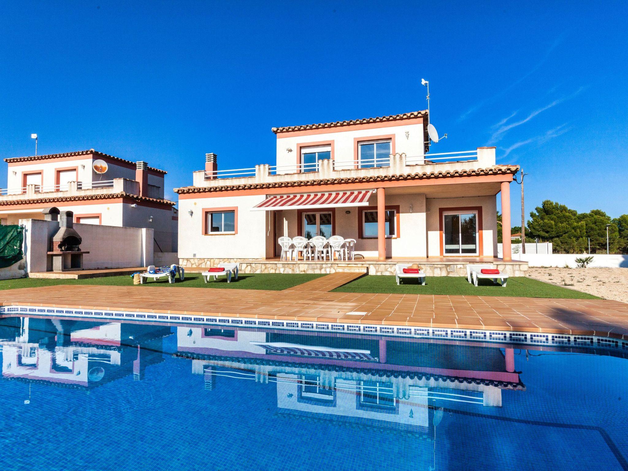 Photo 1 - 4 bedroom House in l'Ametlla de Mar with private pool and sea view