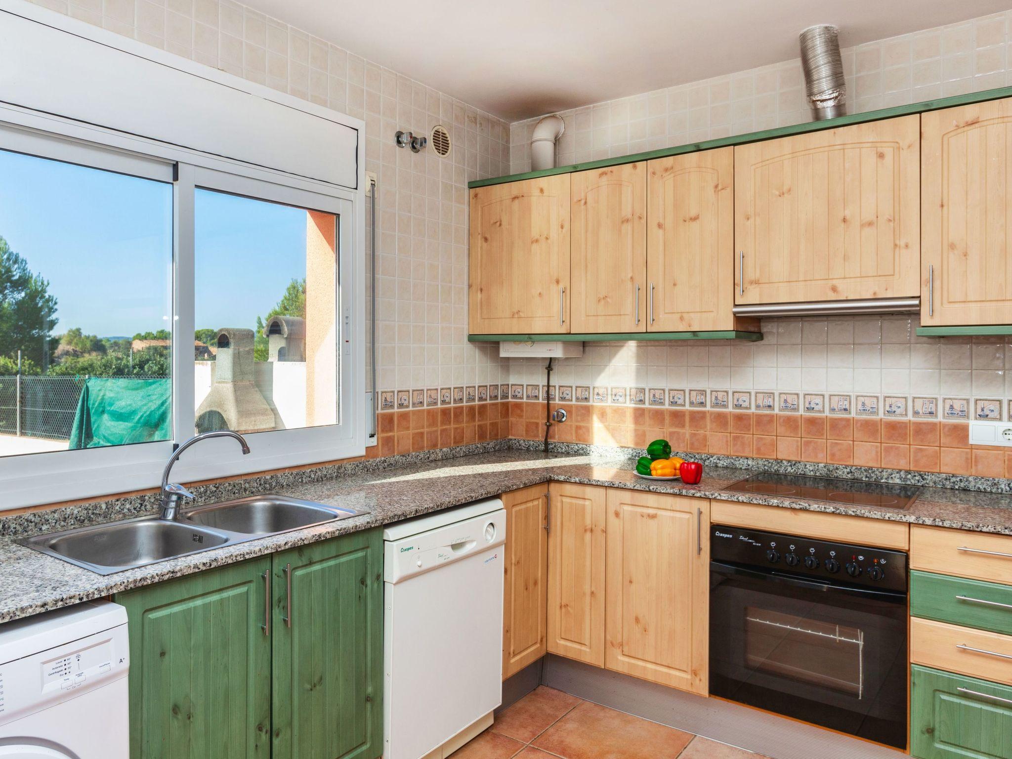Foto 11 - Casa de 4 habitaciones en l'Ametlla de Mar con piscina privada y vistas al mar