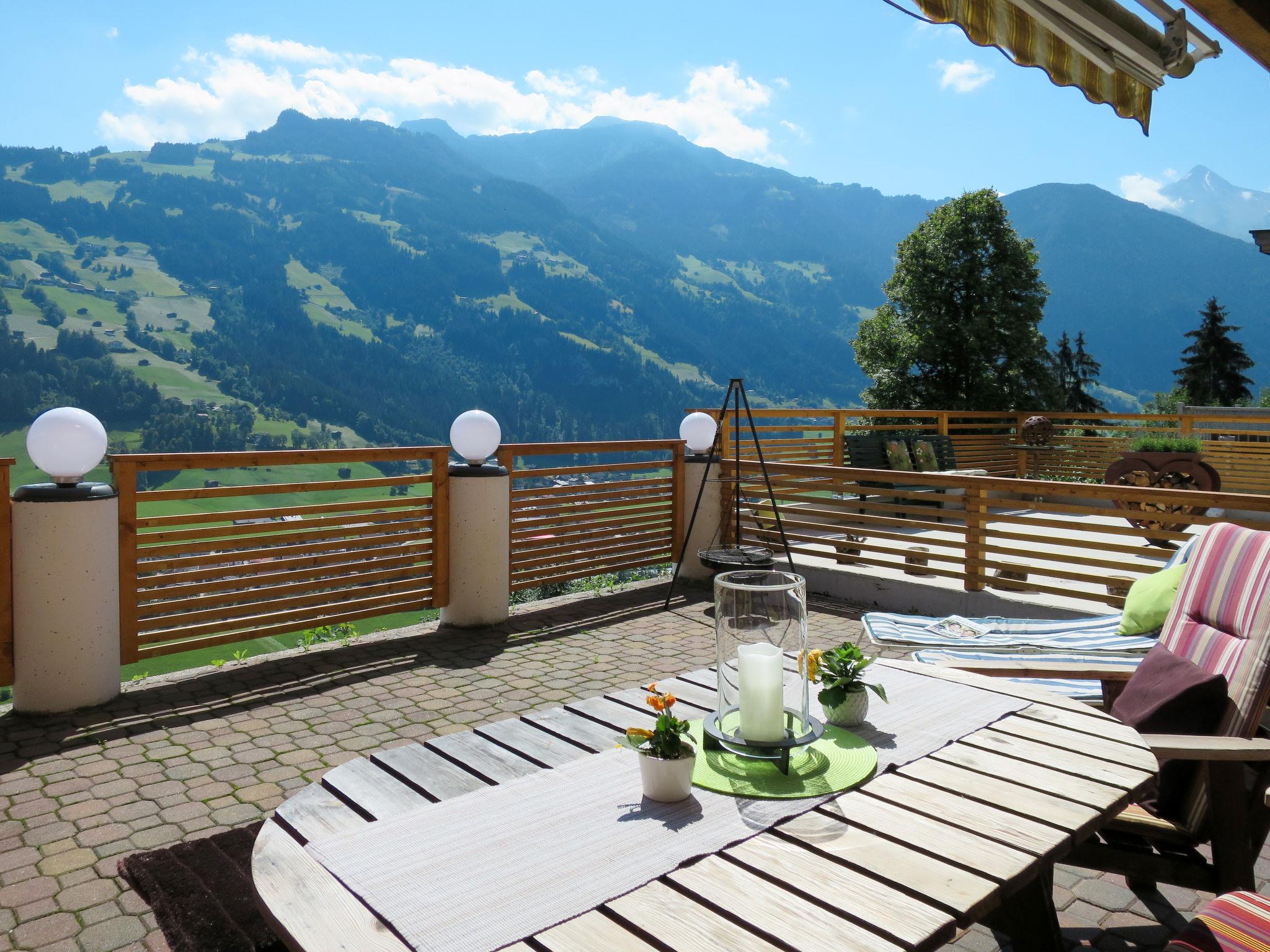 Photo 5 - Appartement de 1 chambre à Hippach avec terrasse et vues sur la montagne