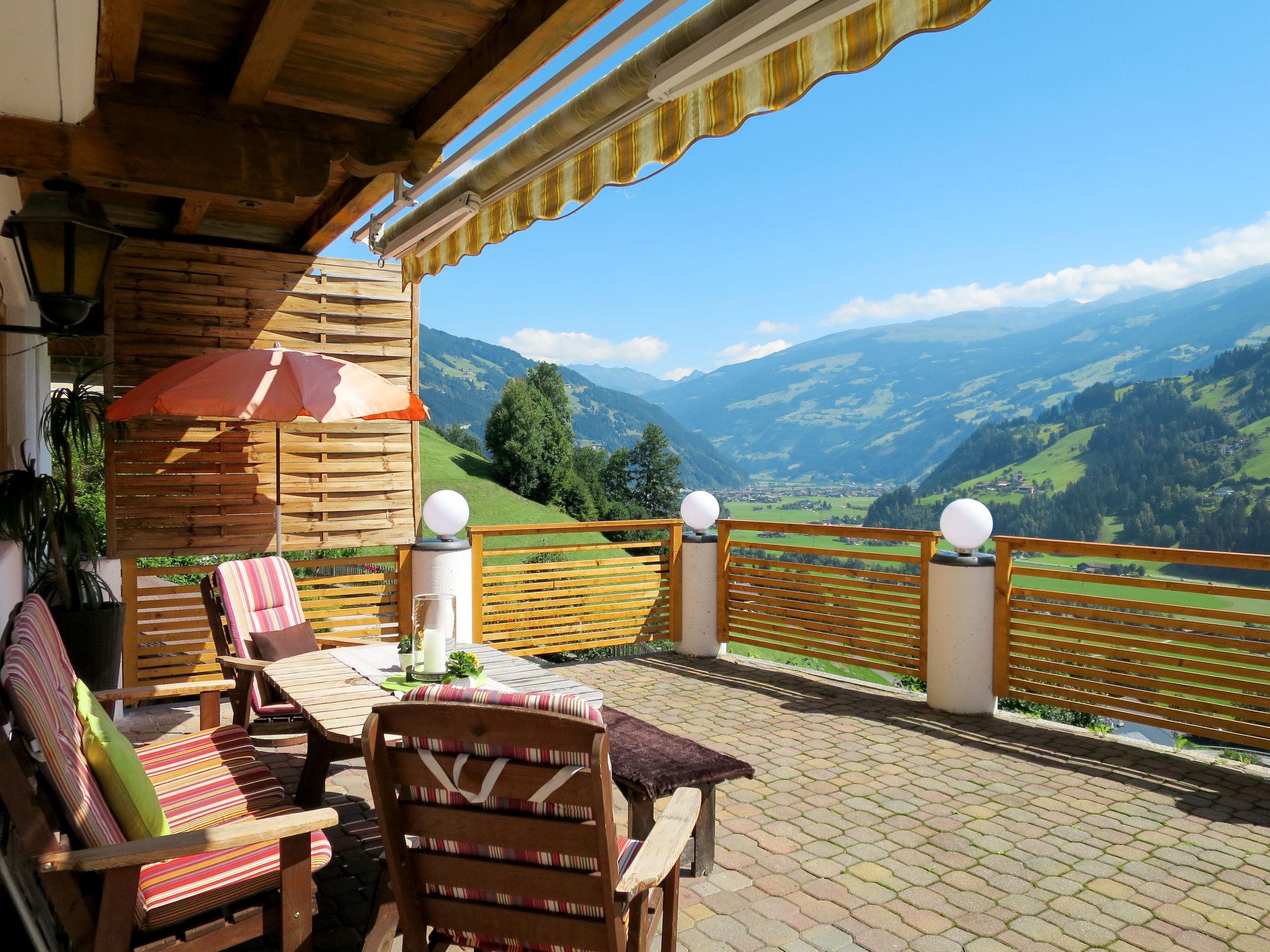 Foto 2 - Apartamento de 1 habitación en Hippach con terraza y vistas a la montaña