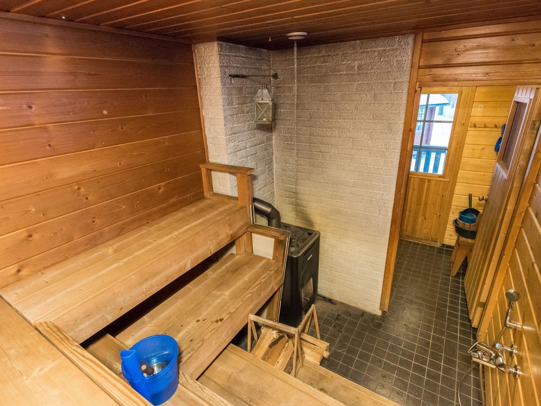 Photo 17 - Maison de 4 chambres à Kouvola avec sauna et bain à remous