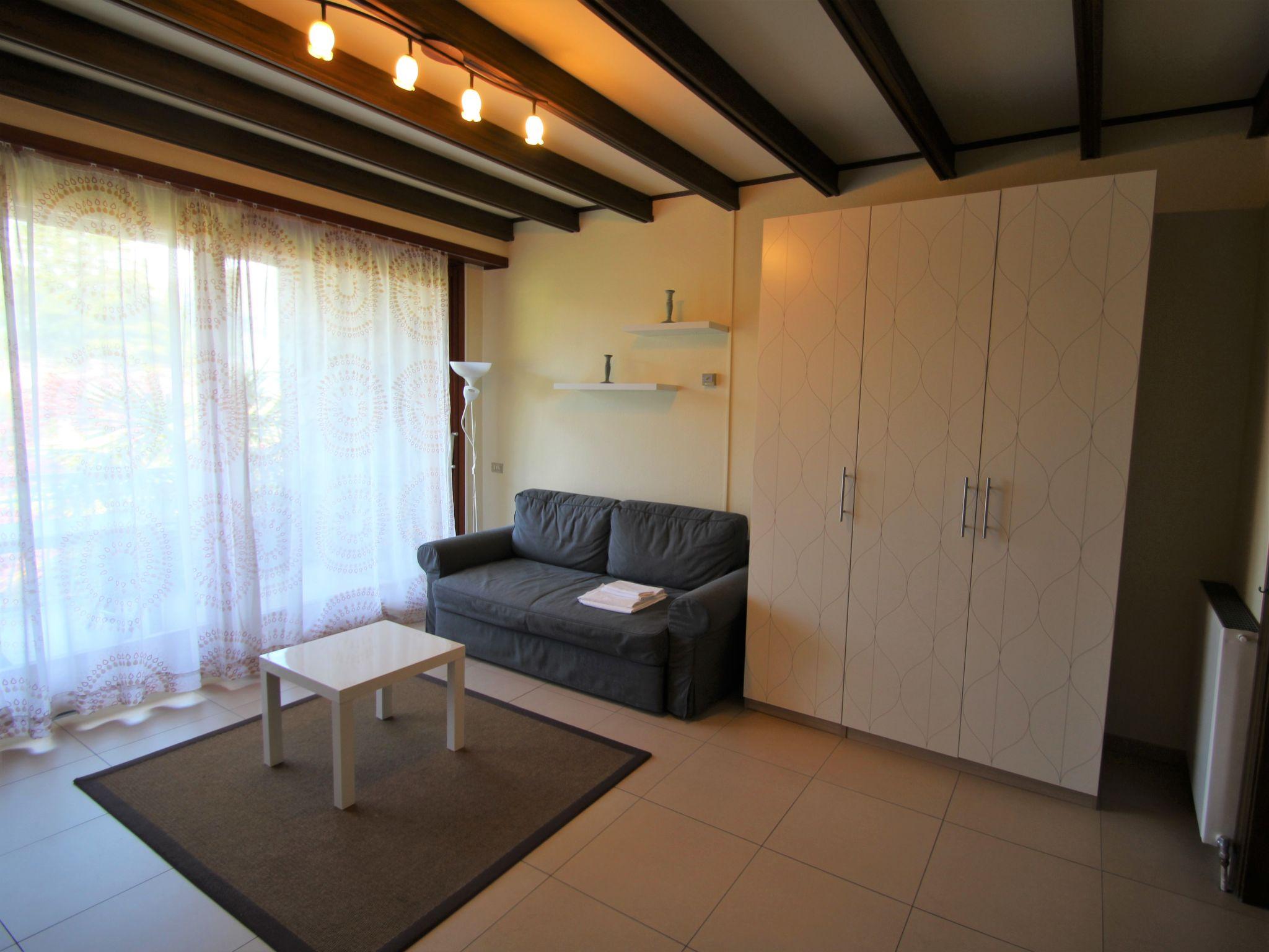 Photo 5 - Appartement en Porto Valtravaglia avec piscine et vues sur la montagne