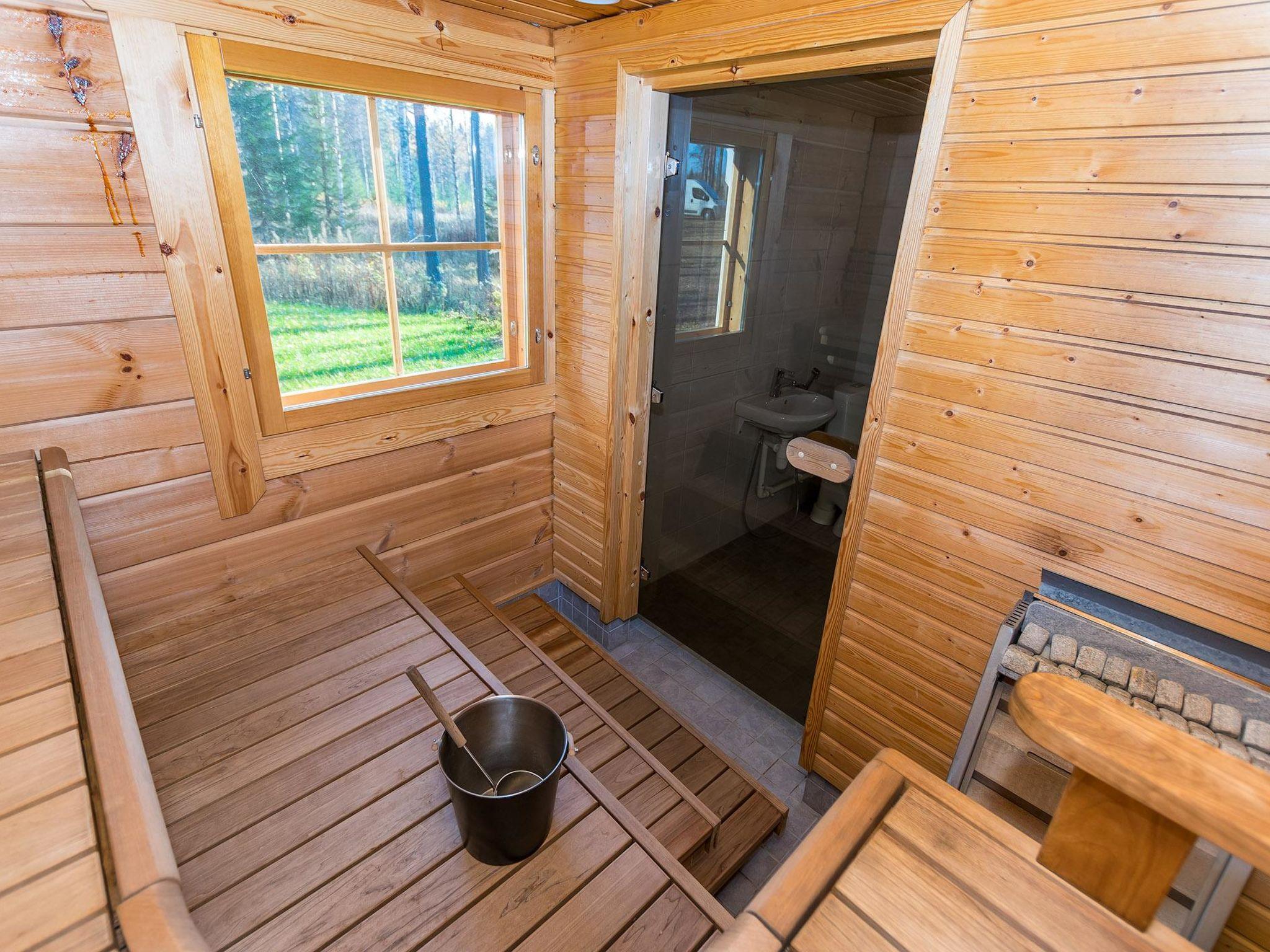 Foto 18 - Casa de 4 habitaciones en Jämsä con sauna