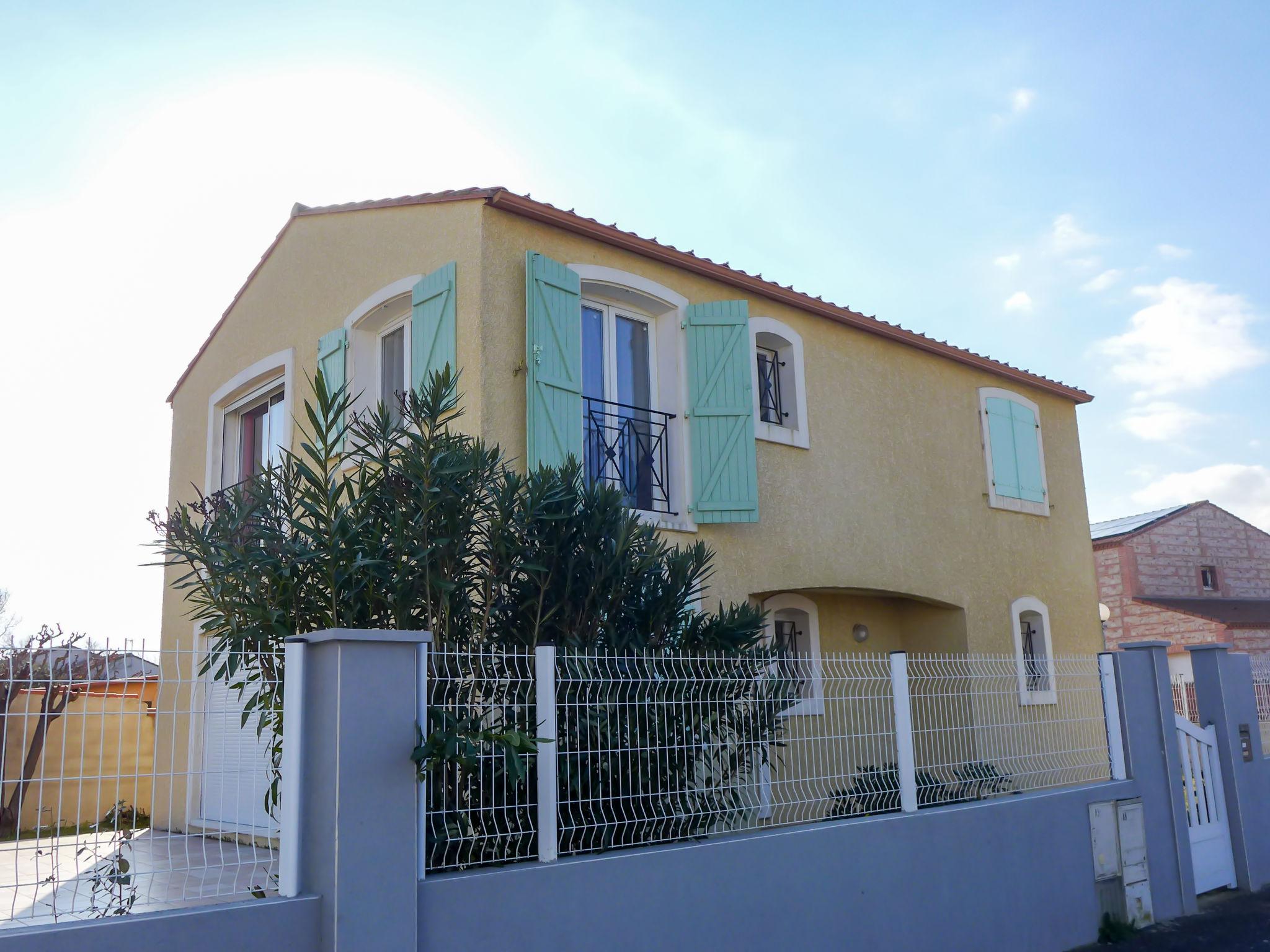 Foto 1 - Casa de 2 habitaciones en Le Barcarès con jardín y vistas al mar