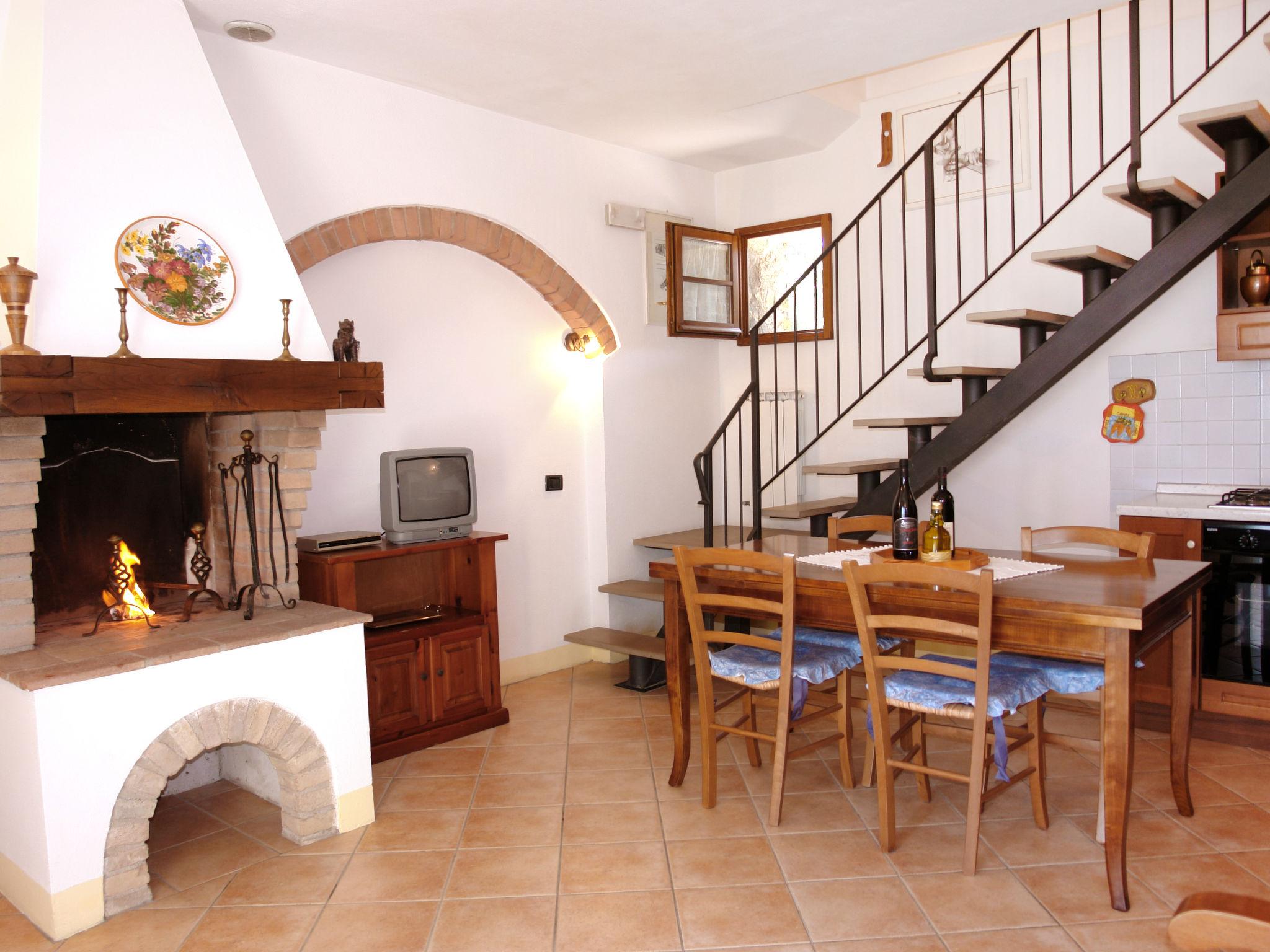 Photo 8 - 2 bedroom House in Gambassi Terme with private pool and garden