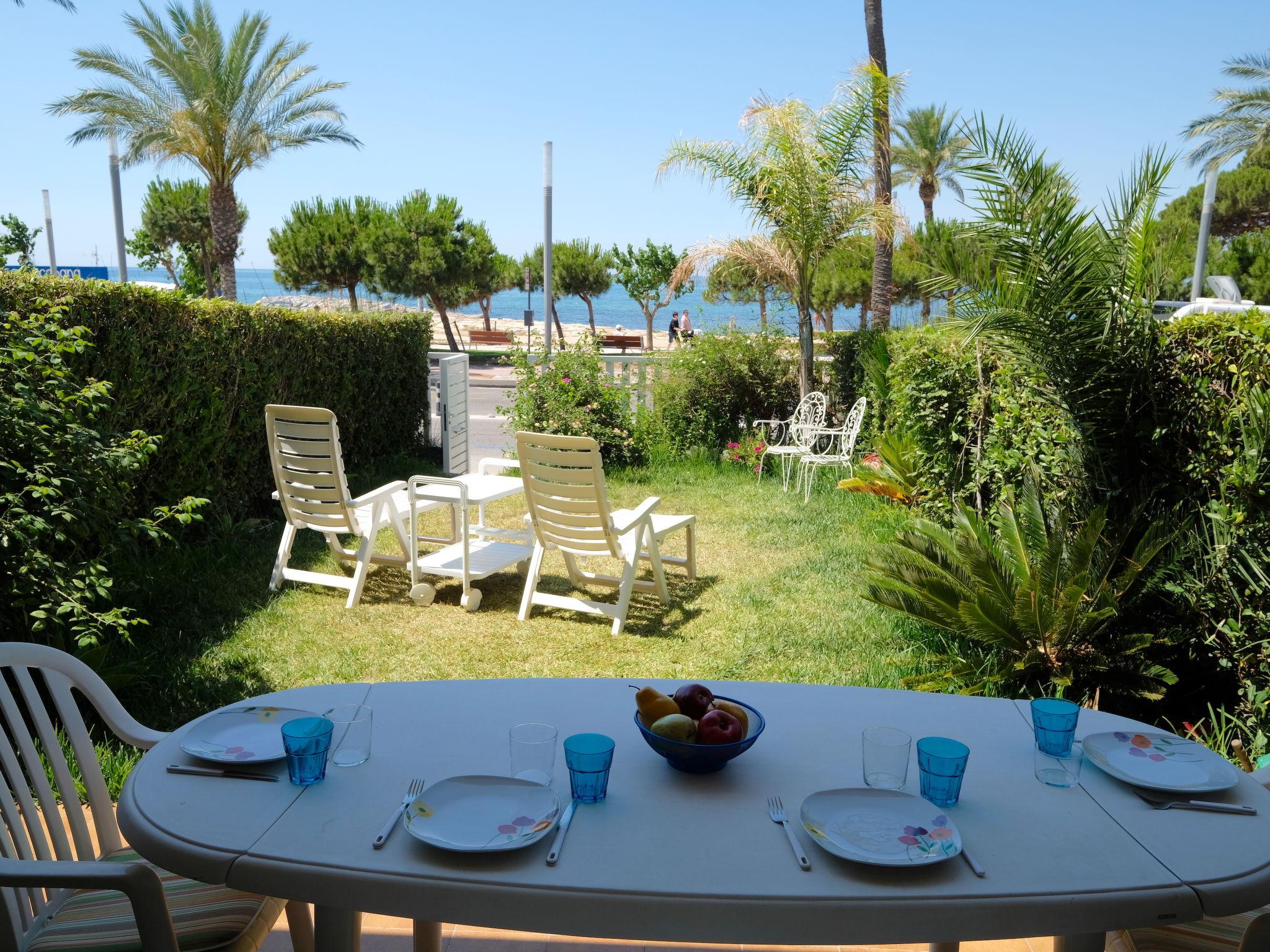 Photo 7 - 2 bedroom Apartment in Cambrils with swimming pool and sea view
