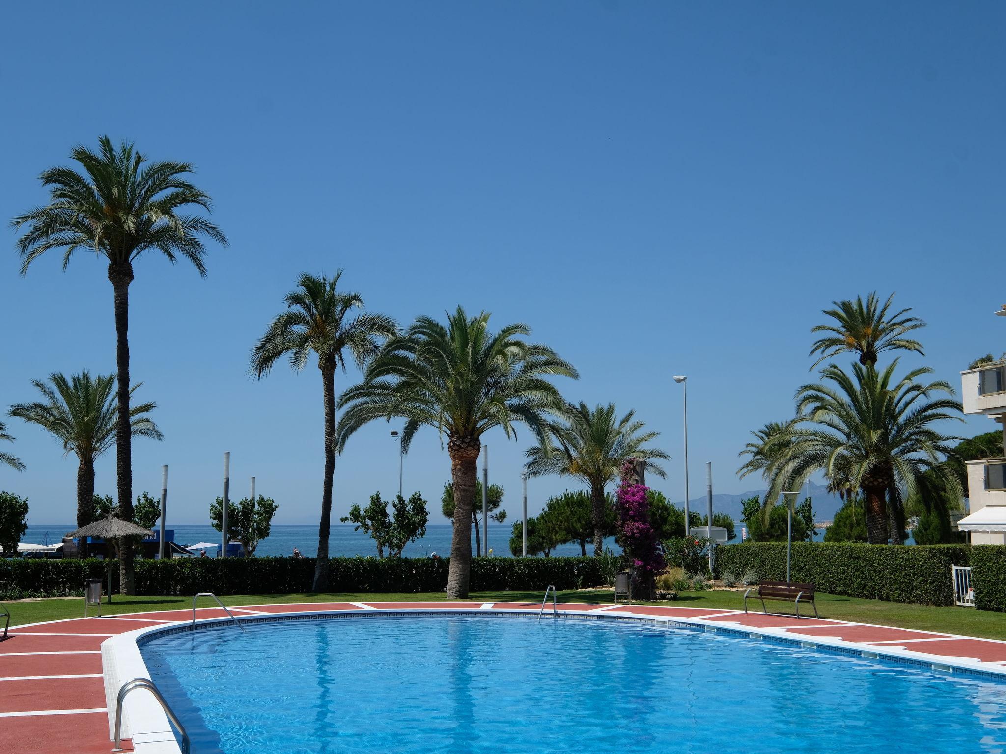 Photo 23 - Appartement de 2 chambres à Cambrils avec piscine et vues à la mer