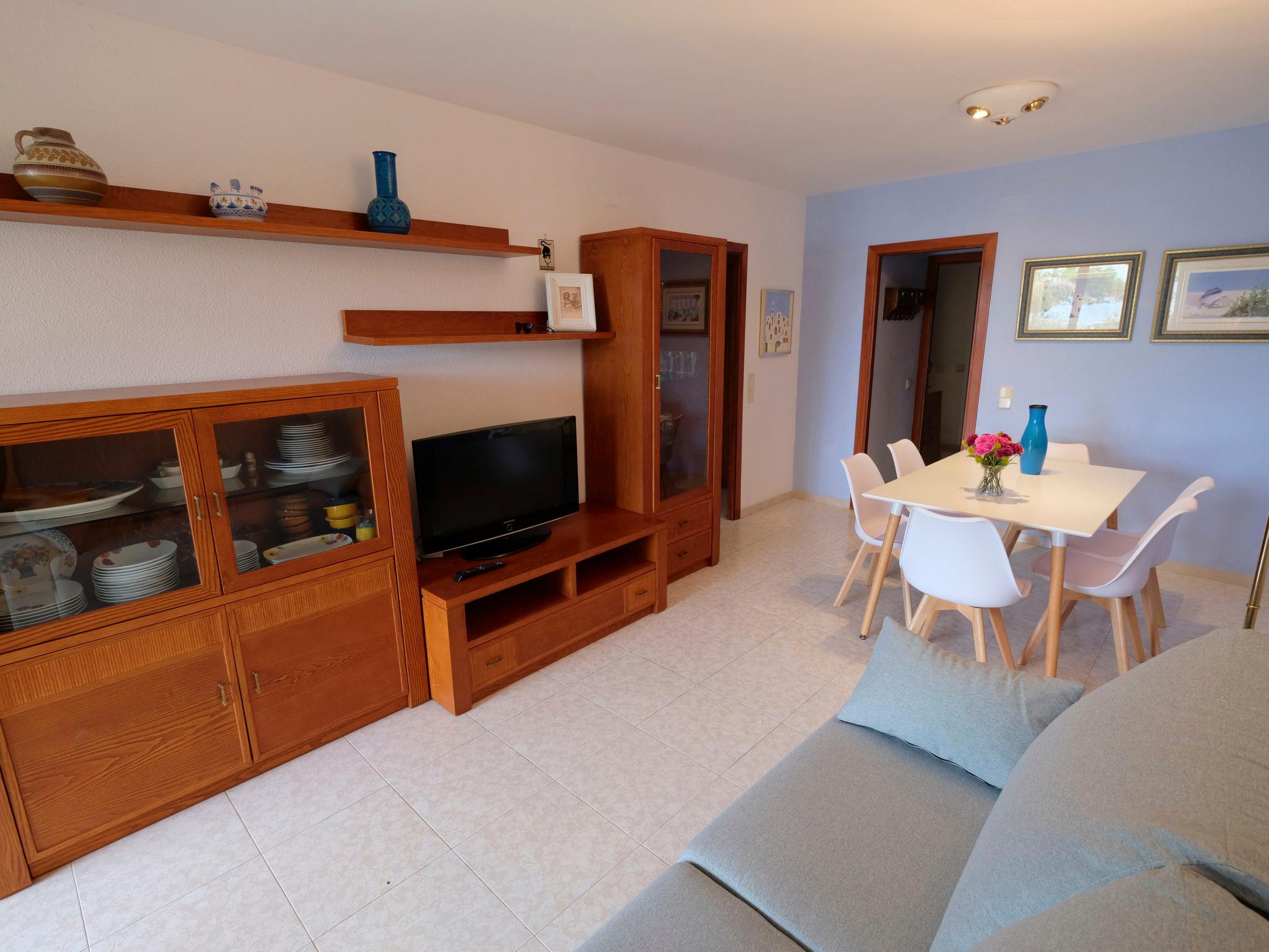 Foto 3 - Appartamento con 2 camere da letto a Cambrils con piscina e vista mare