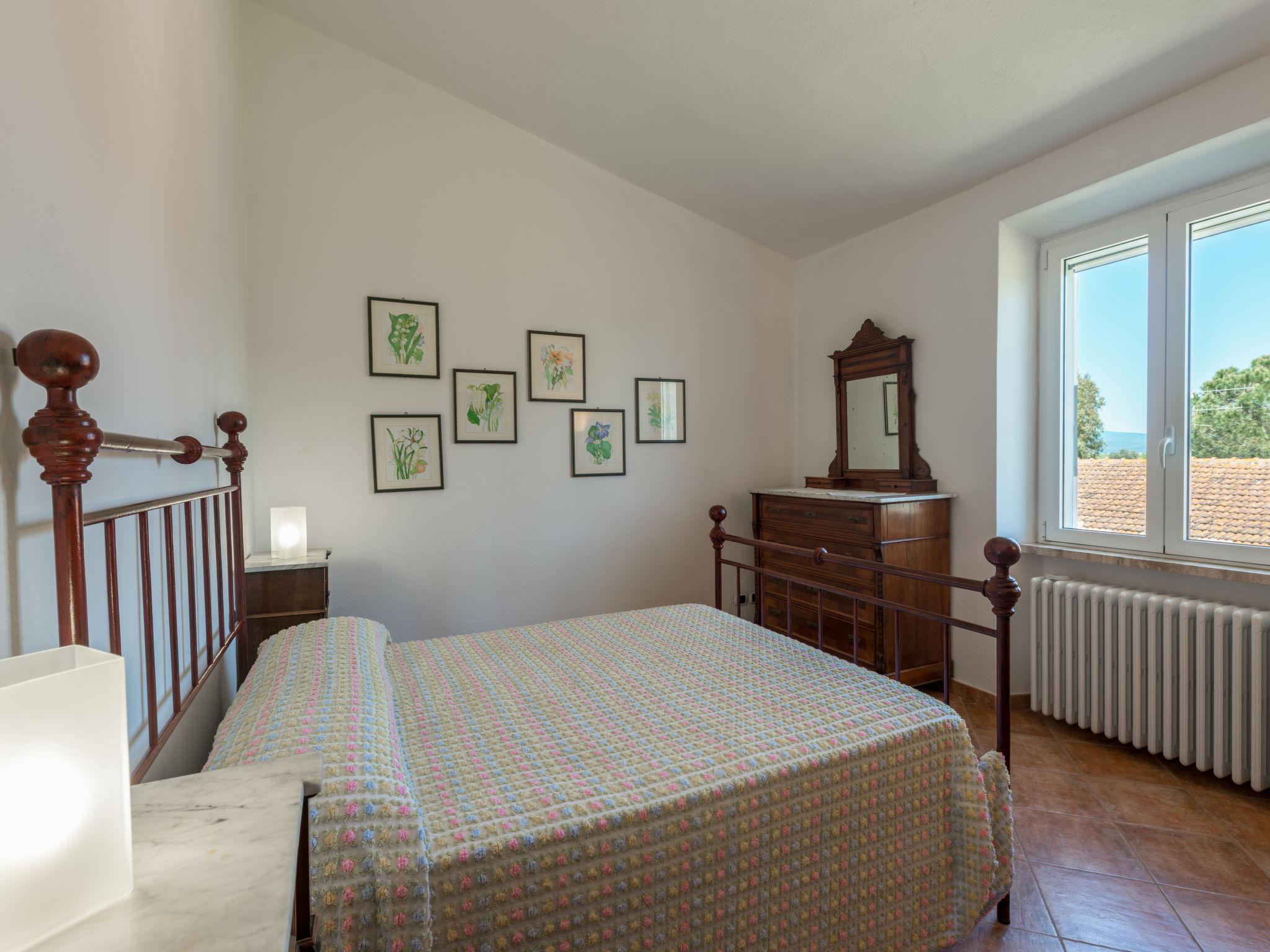 Photo 16 - 3 bedroom House in Grosseto with garden and terrace