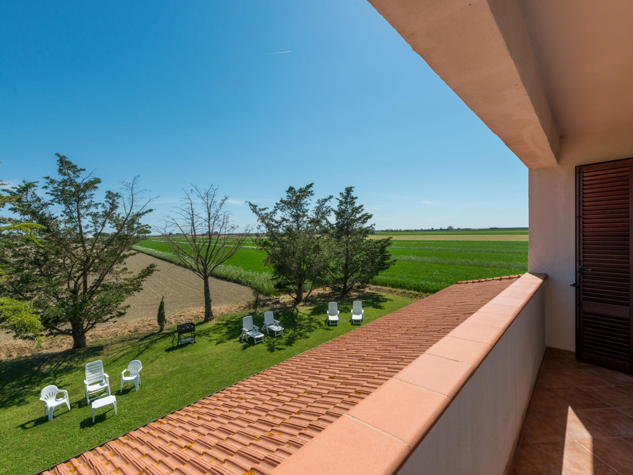 Photo 24 - Maison de 3 chambres à Grosseto avec jardin et vues à la mer