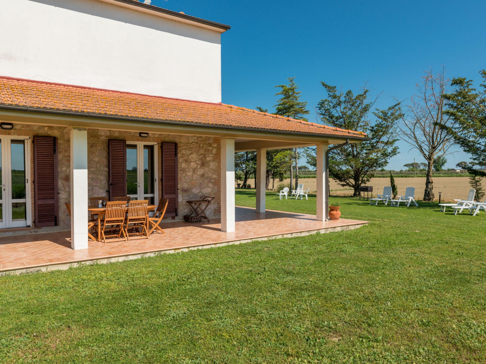 Photo 28 - Maison de 3 chambres à Grosseto avec jardin et terrasse