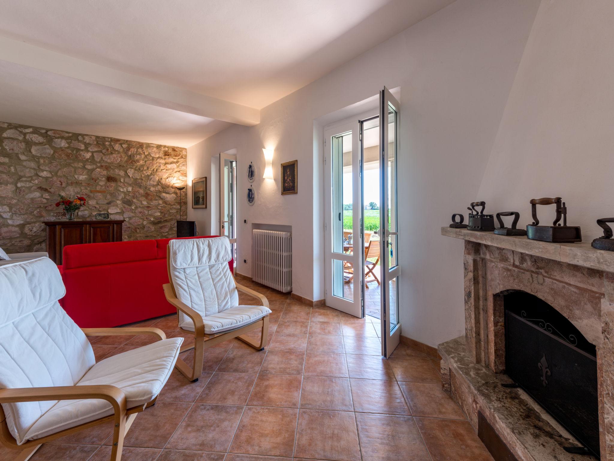 Photo 9 - 3 bedroom House in Grosseto with garden and terrace