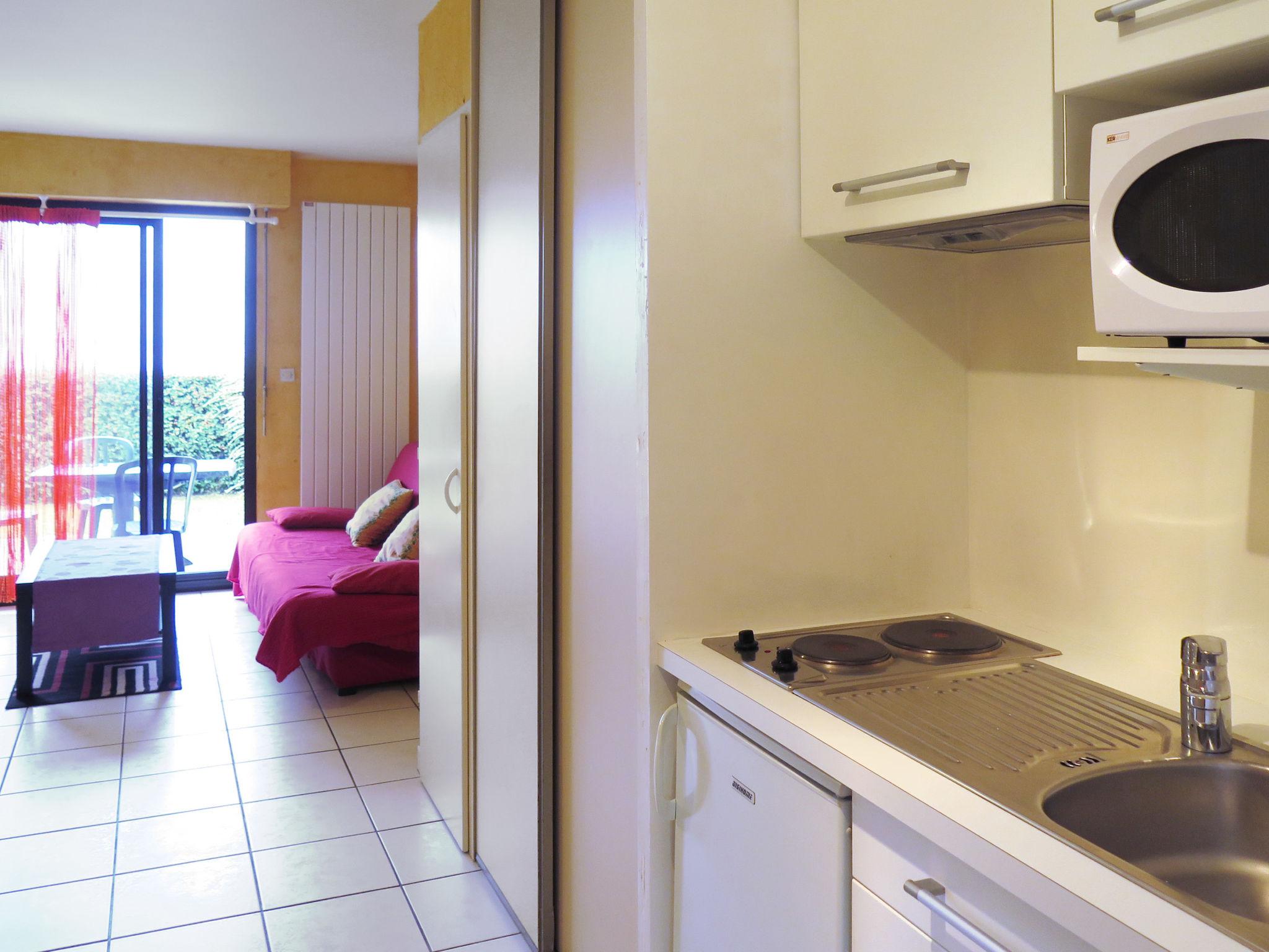 Foto 8 - Apartamento de 1 habitación en Crozon con terraza y vistas al mar