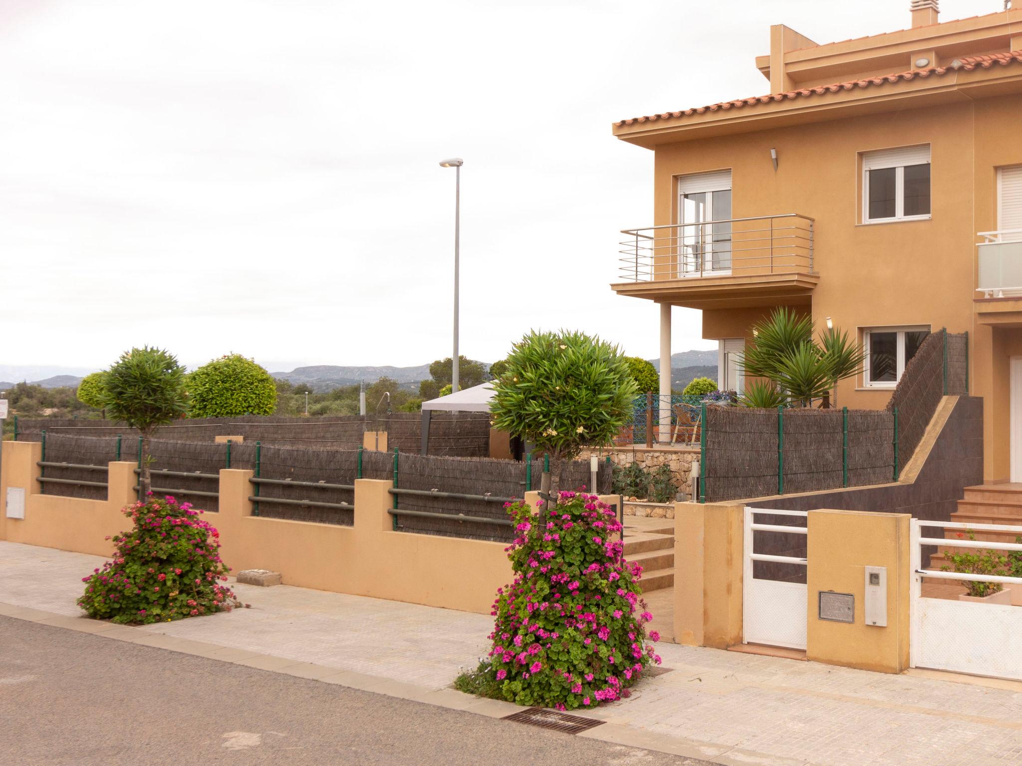 Foto 36 - Casa con 6 camere da letto a l'Ampolla con piscina privata e vista mare